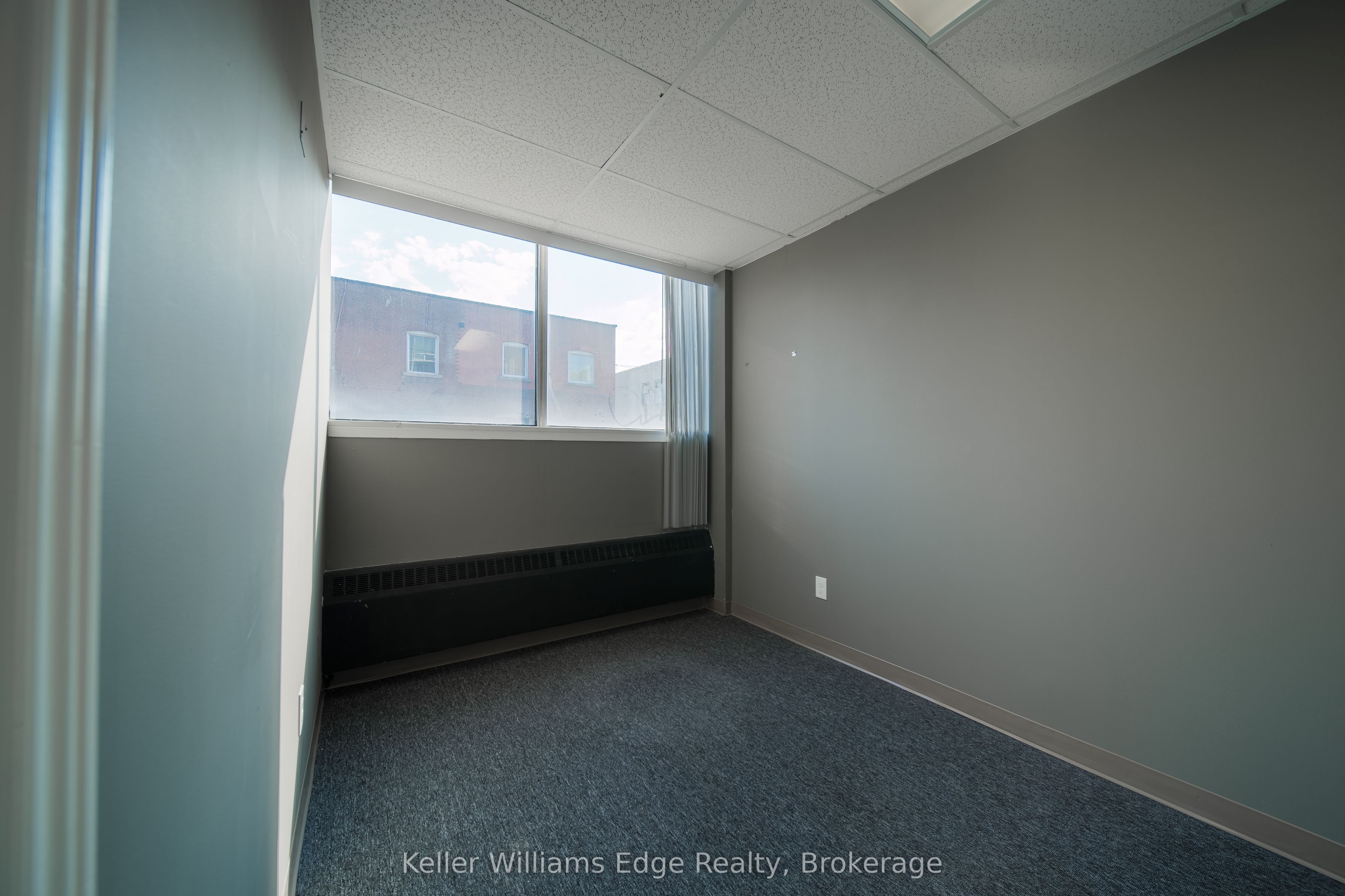 11 King Street Property Photo 14