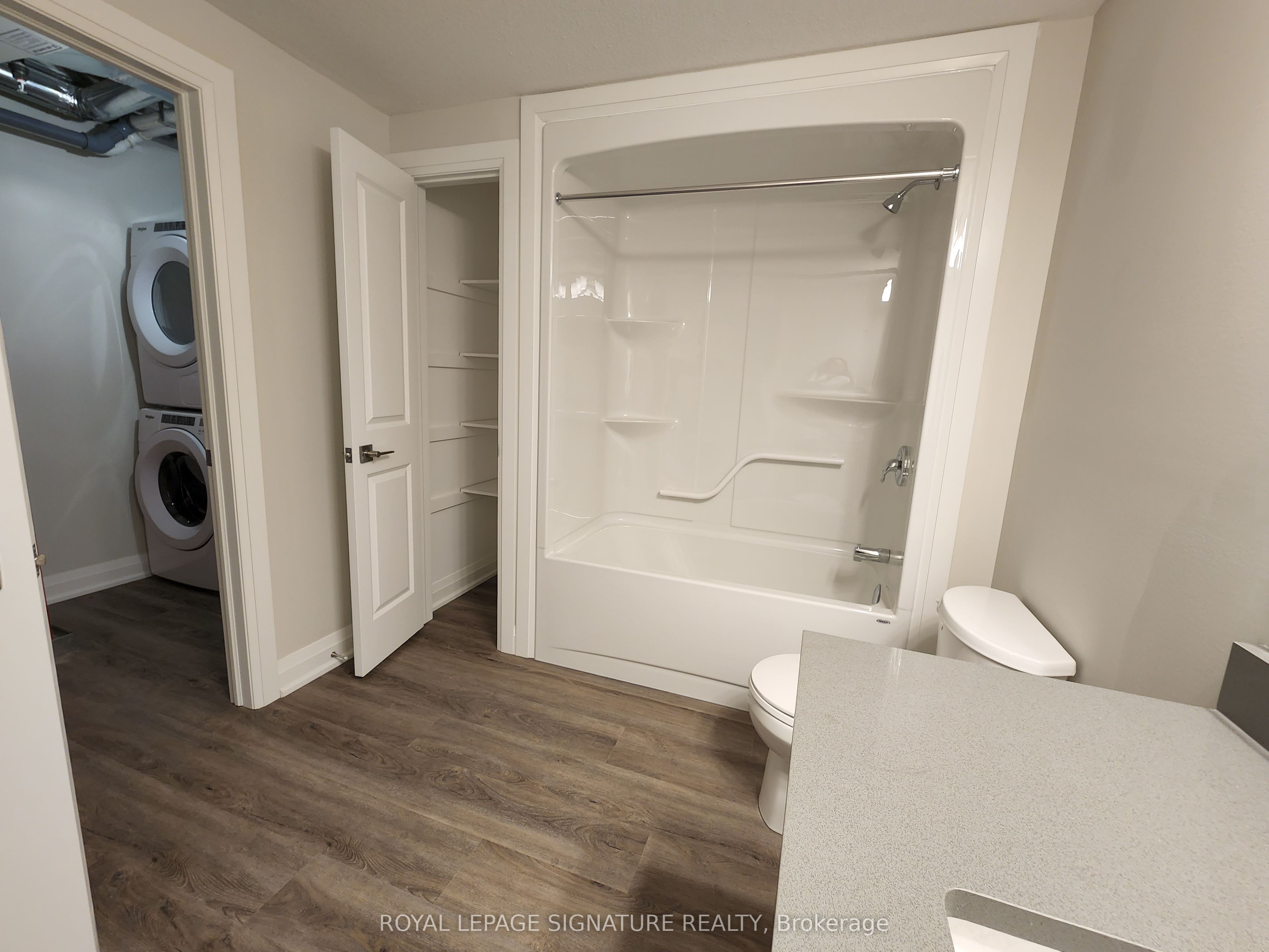 120 Summersides Boulevard 312 Property Photo 16
