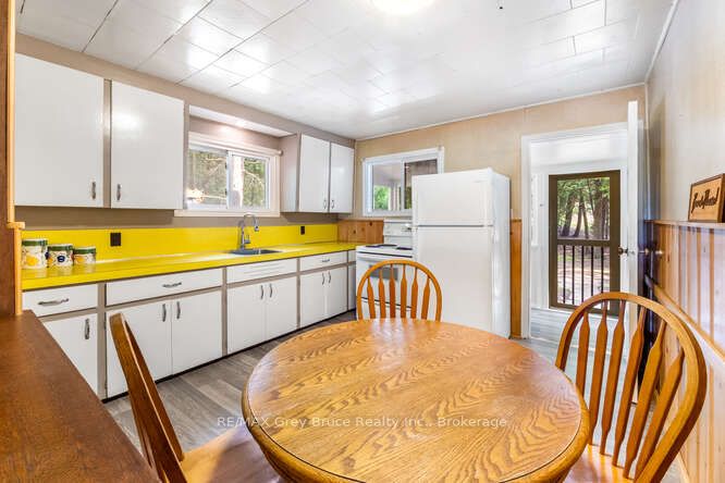 269 Ogimah Road Property Photo 11