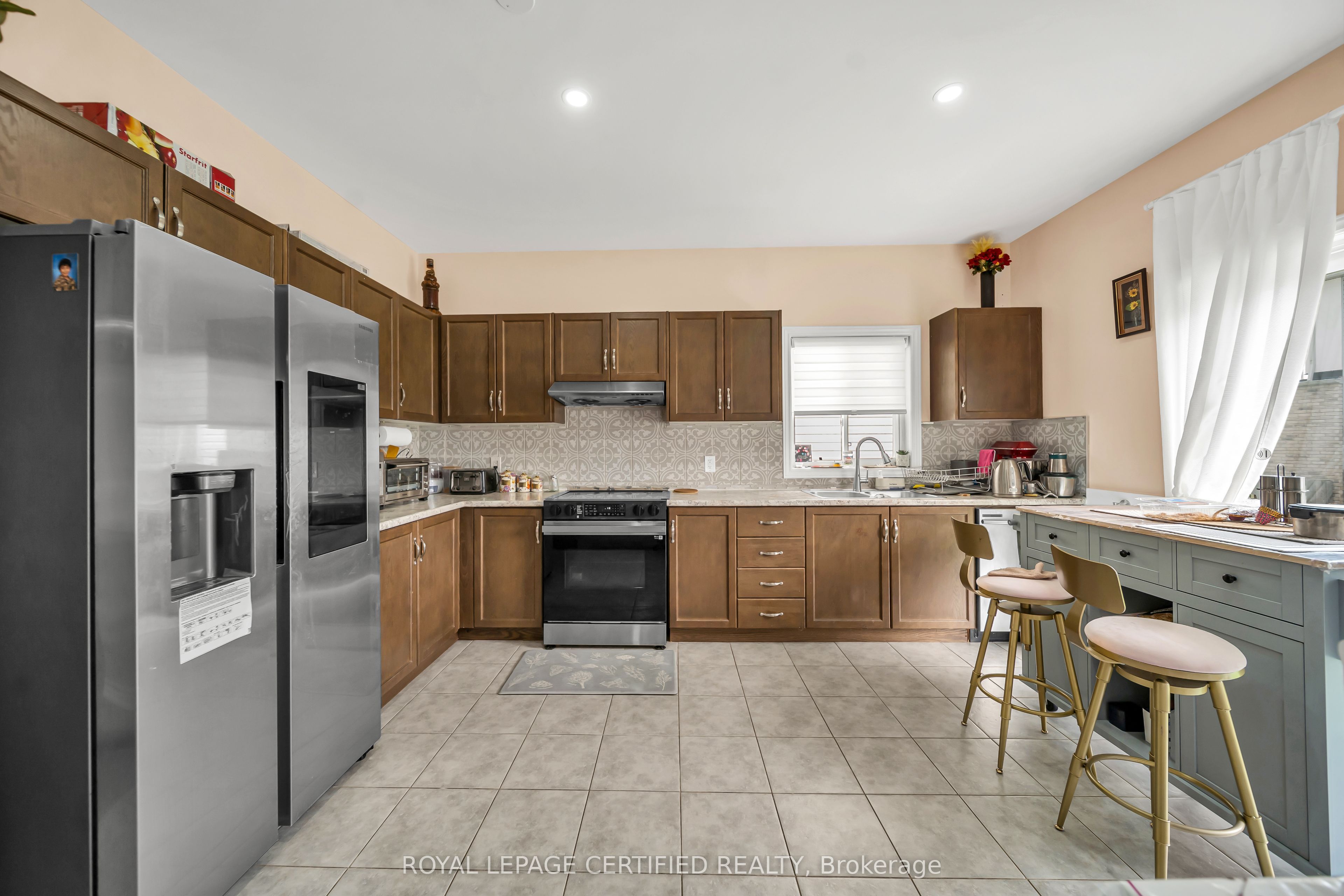 204 Mccabe Avenue Property Photo 21