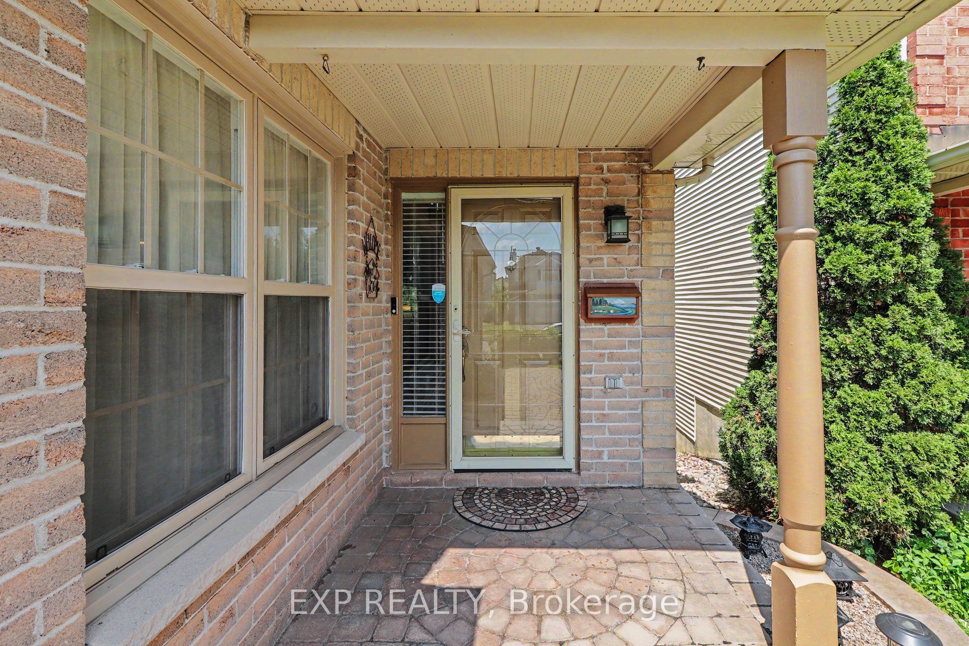 1683 Des Perdrix Crescent Property Photo 3