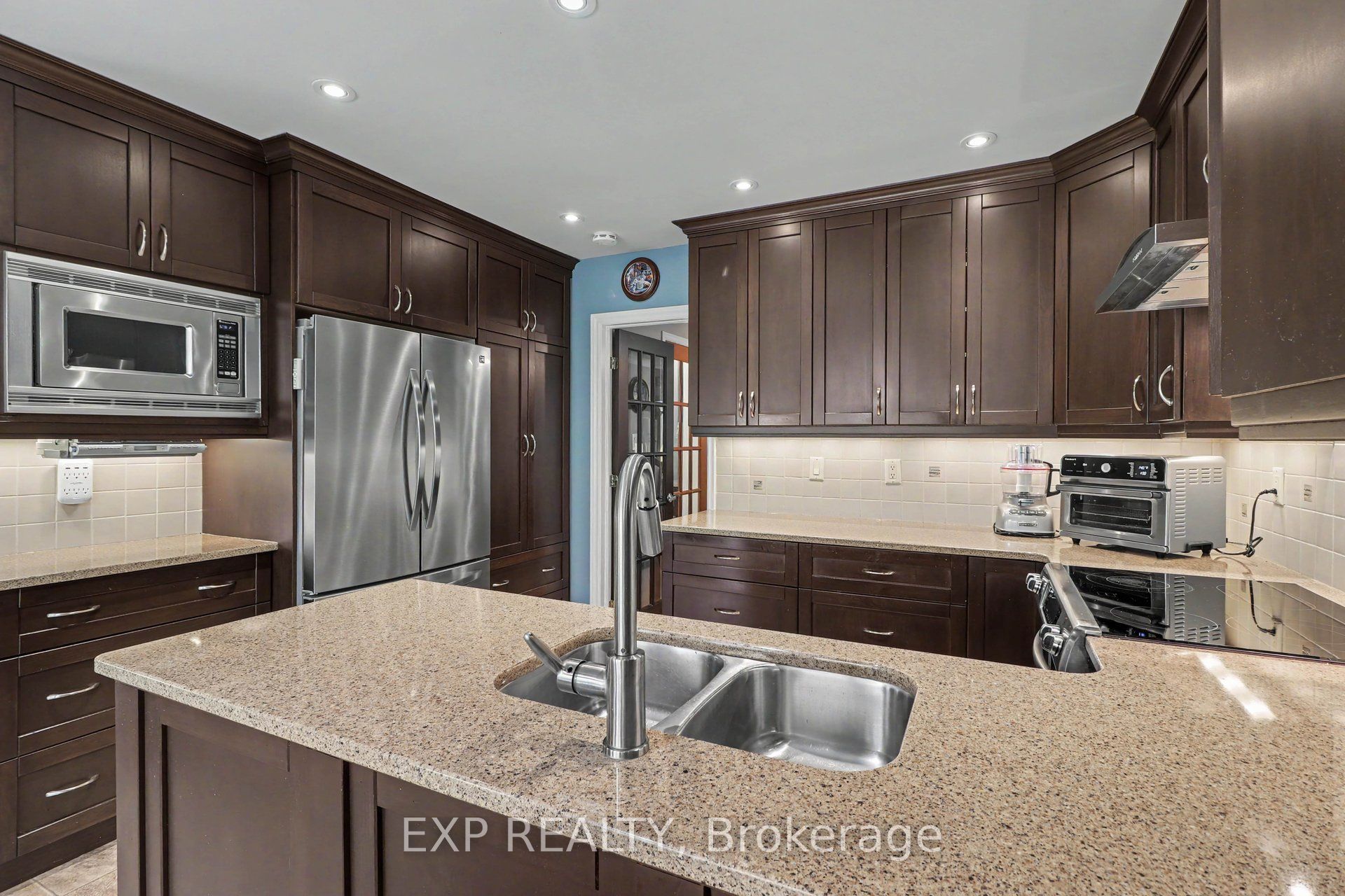 1683 Des Perdrix Crescent Property Photo 13