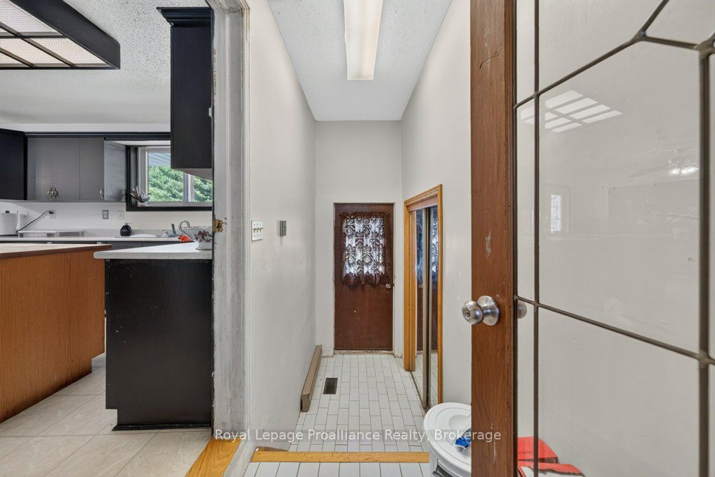 17 West Park Lane/ 32 Tall Pine Road Property Photo 27