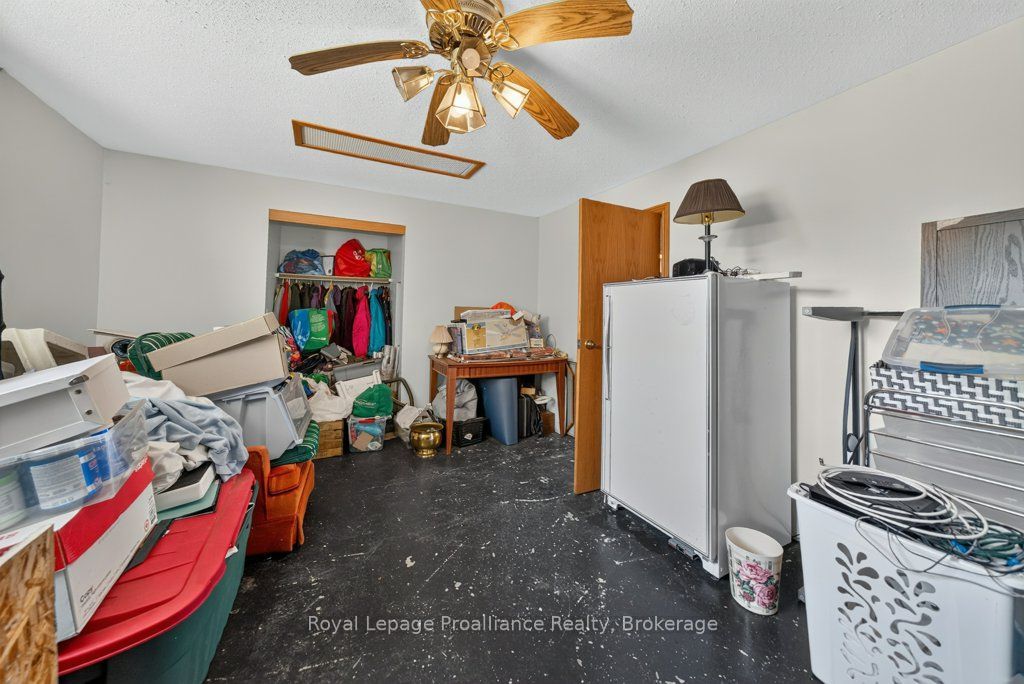 17 West Park Lane/ 32 Tall Pine Road Property Photo 38