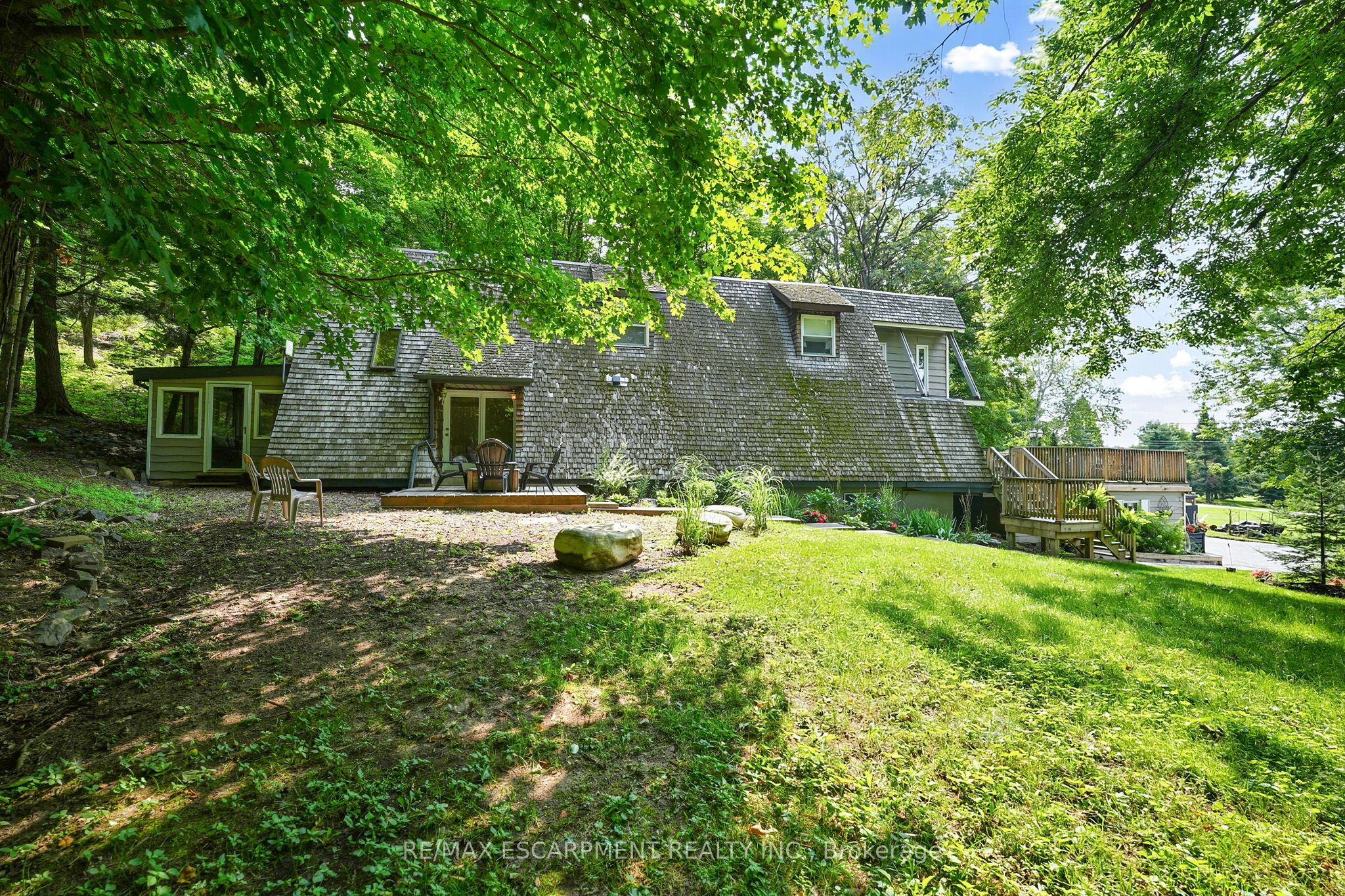 1073 Cedar Beach Road Property Photo 2