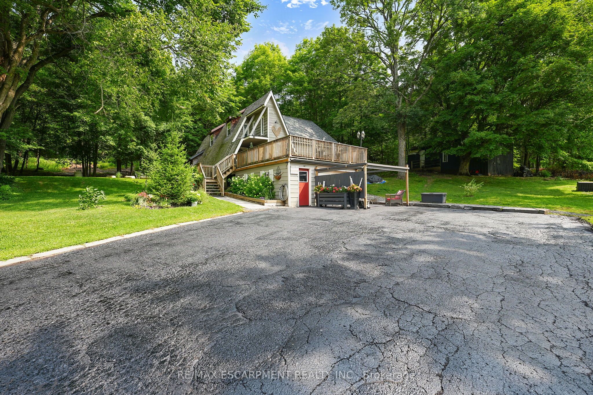 1073 Cedar Beach Road Property Photo 4