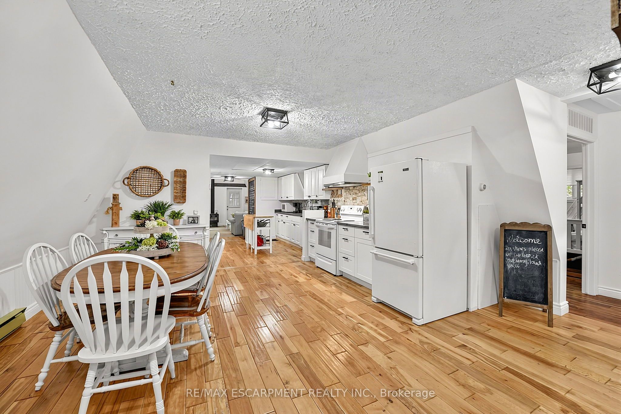 1073 Cedar Beach Road Property Photo 9