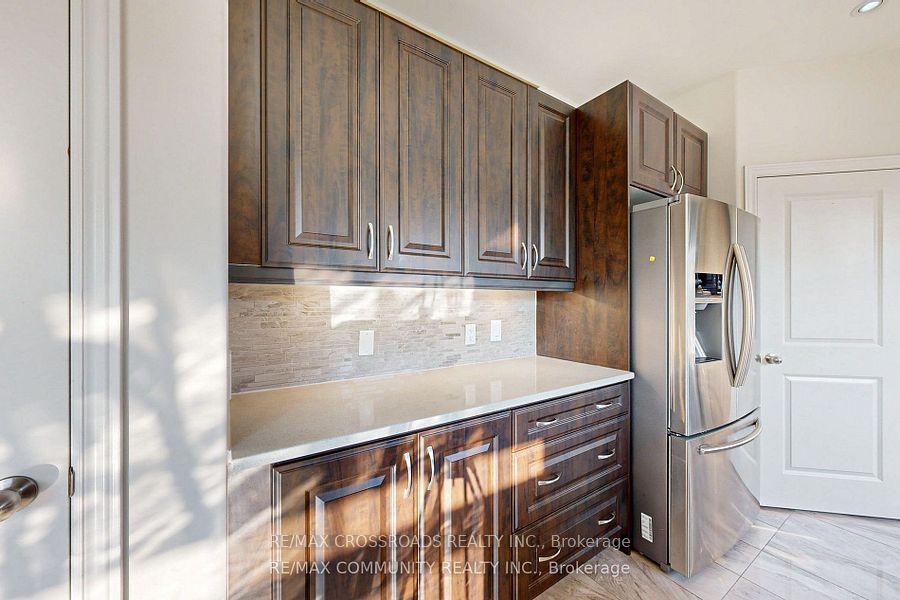 634 Grange Way Property Photo 12
