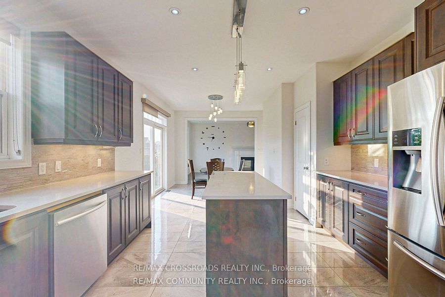 634 Grange Way Property Photo 14