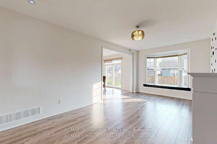 634 Grange Way Property Photo 17