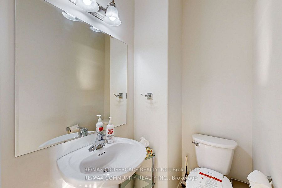 634 Grange Way Property Photo 18