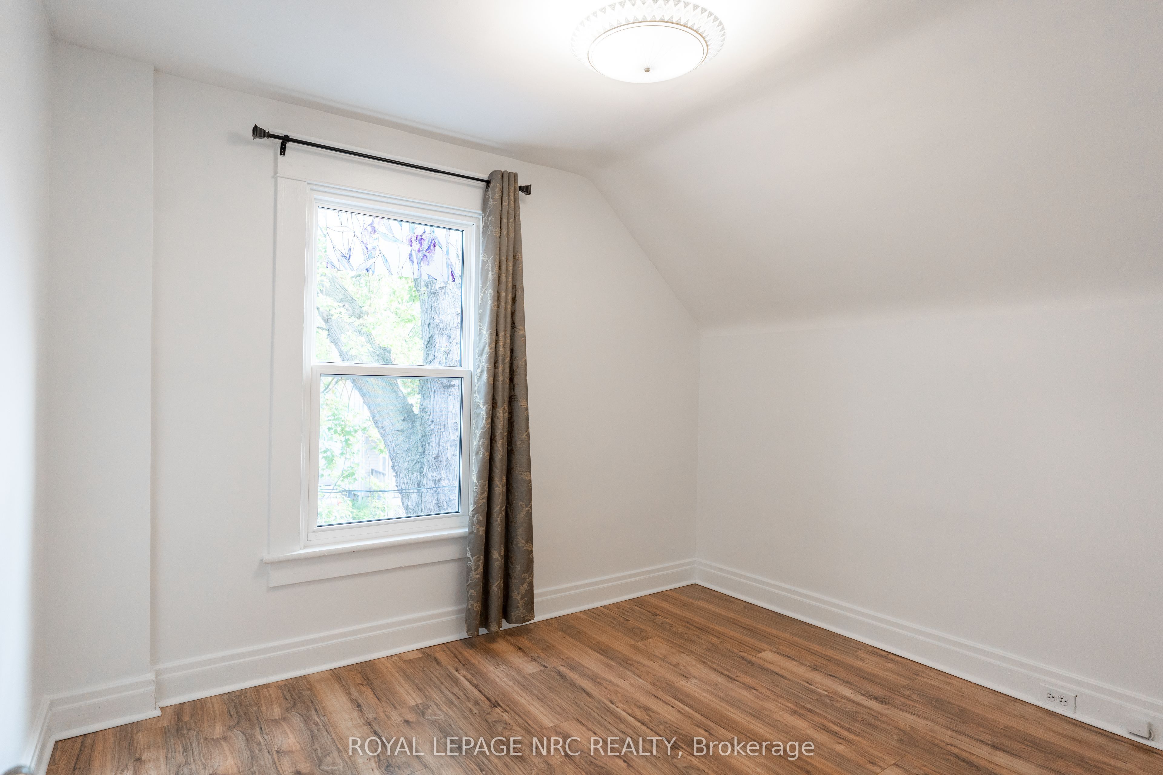 4713 Cookman Crescent N Property Photo 20
