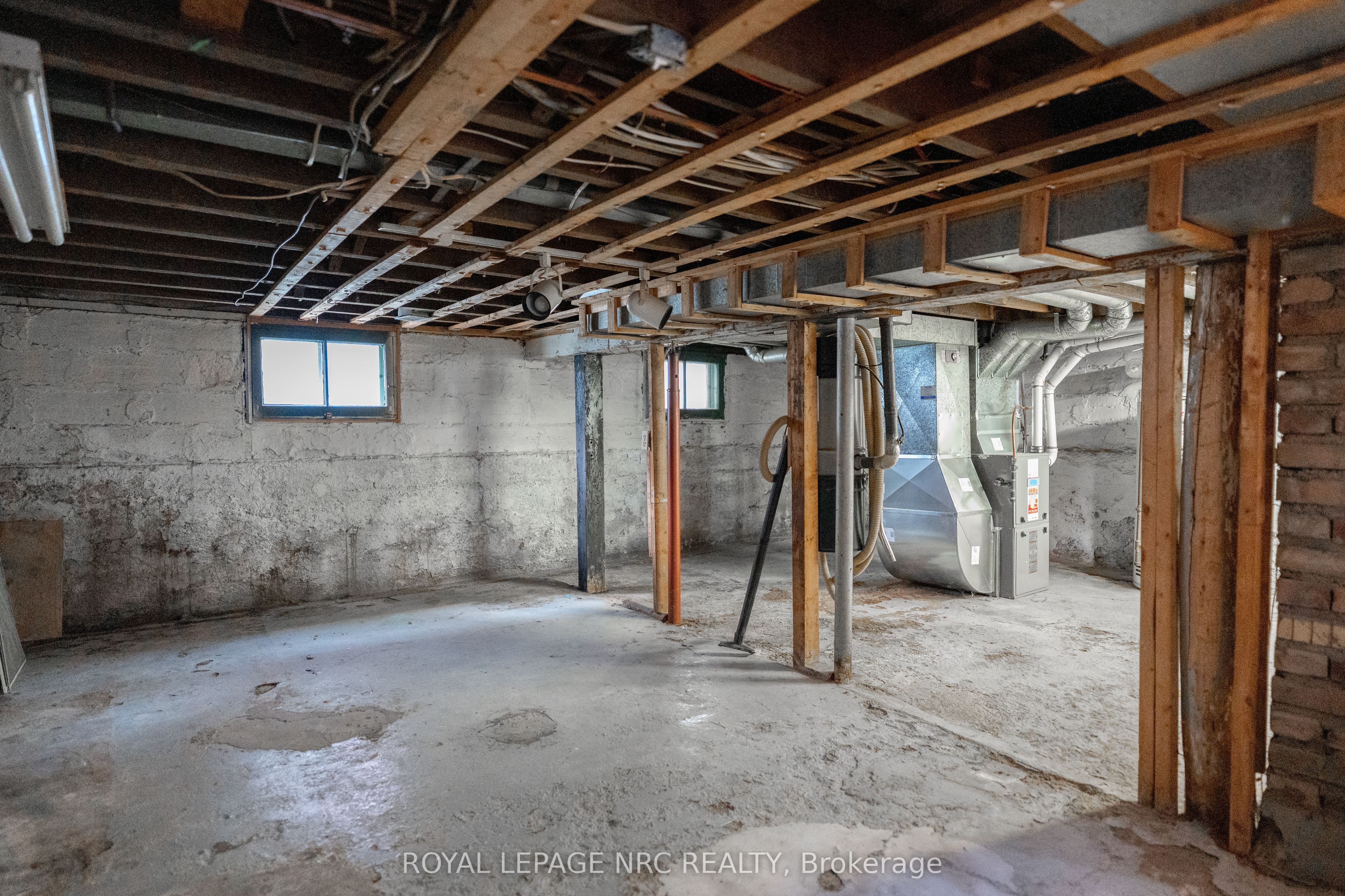 4713 Cookman Crescent N Property Photo 24