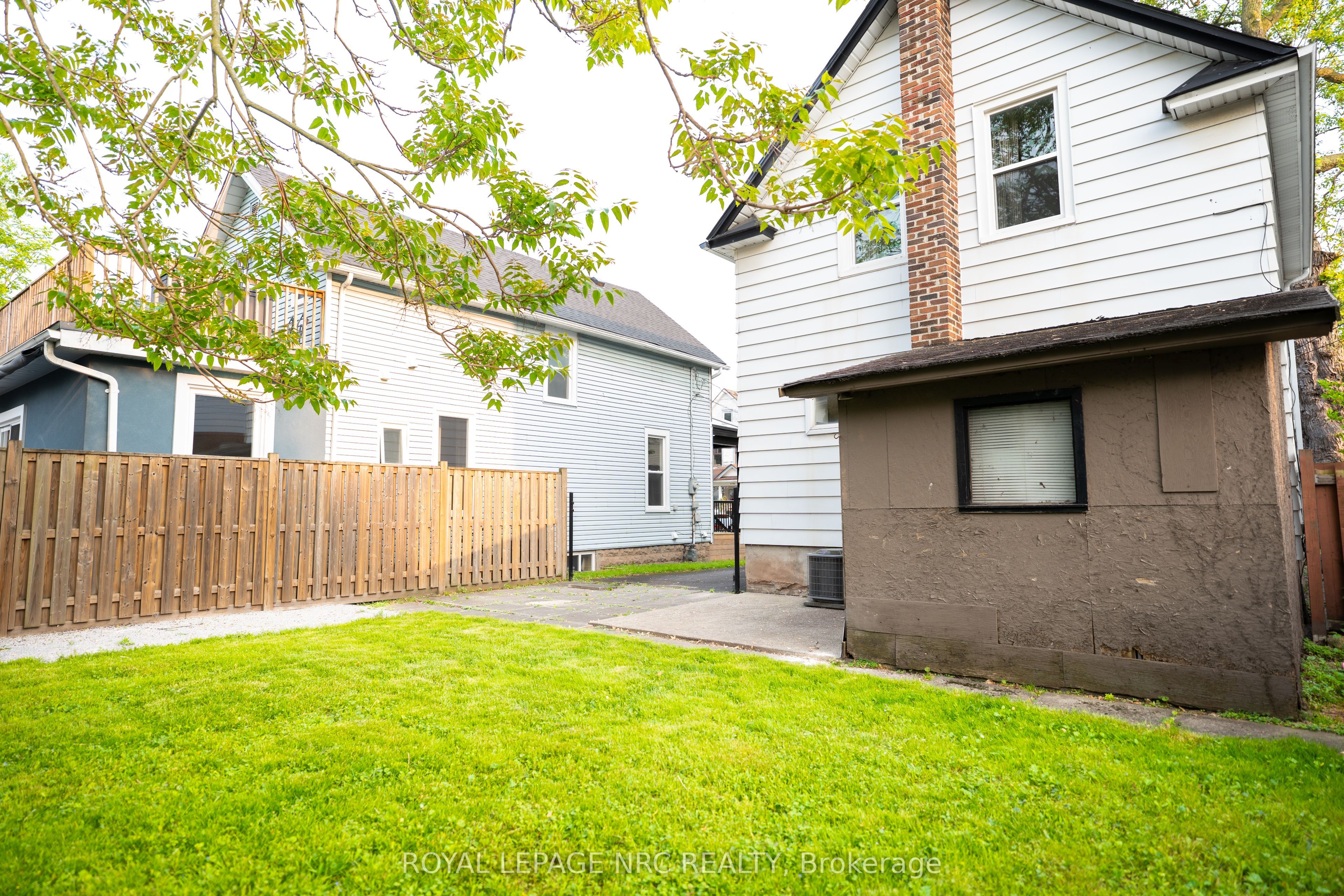 4713 Cookman Crescent N Property Photo 27