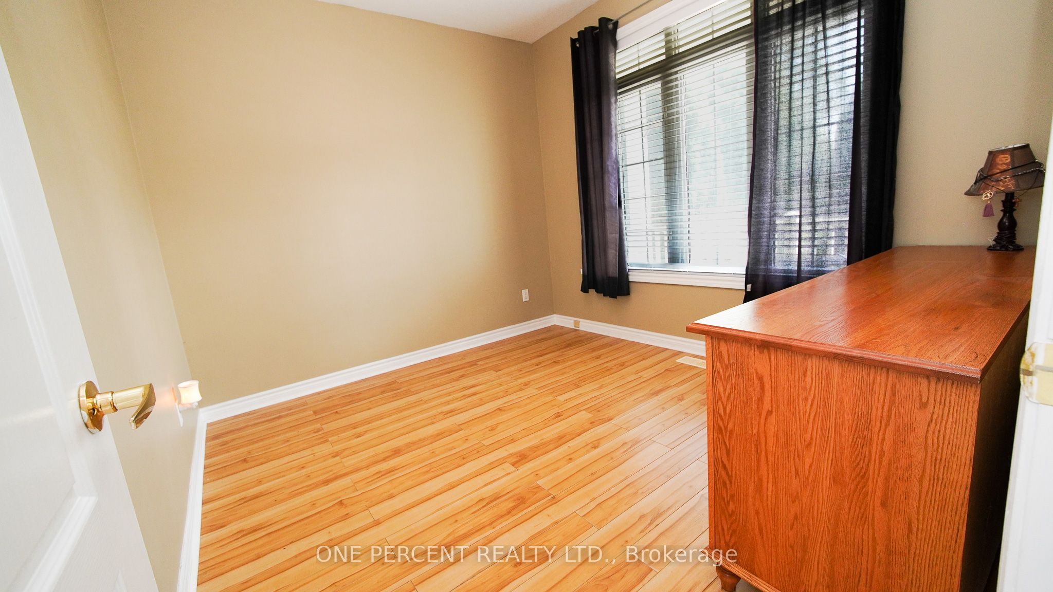 537 Fiddle Park Lane Property Photo 5