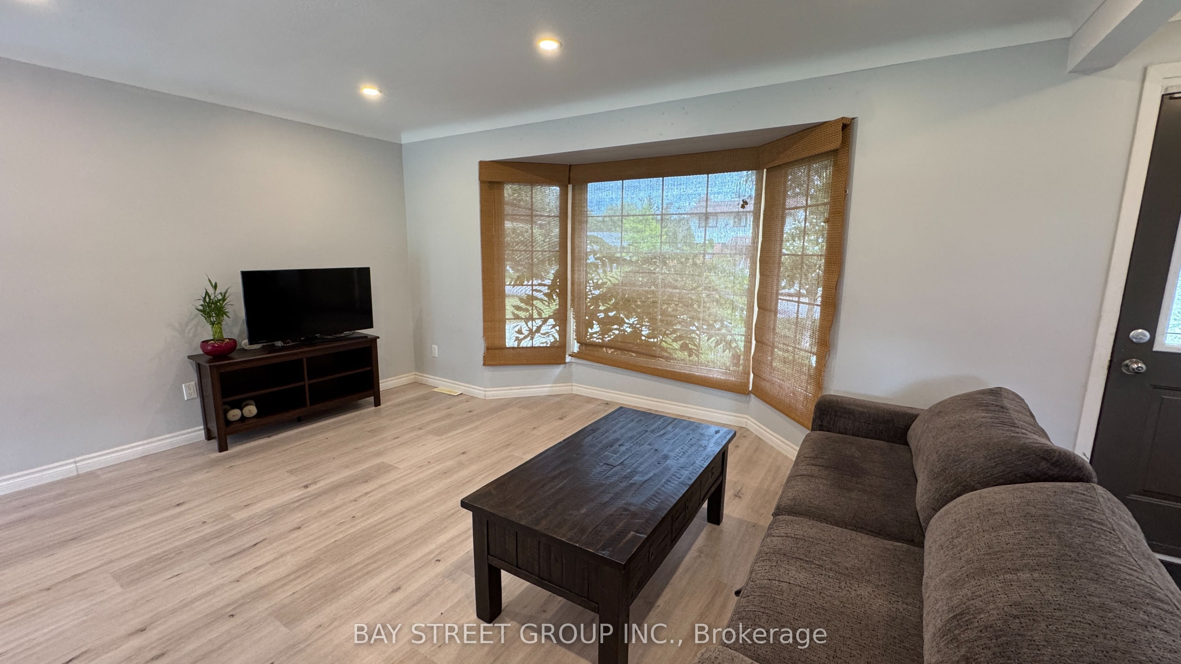 20 Windermere Road Property Photo 7