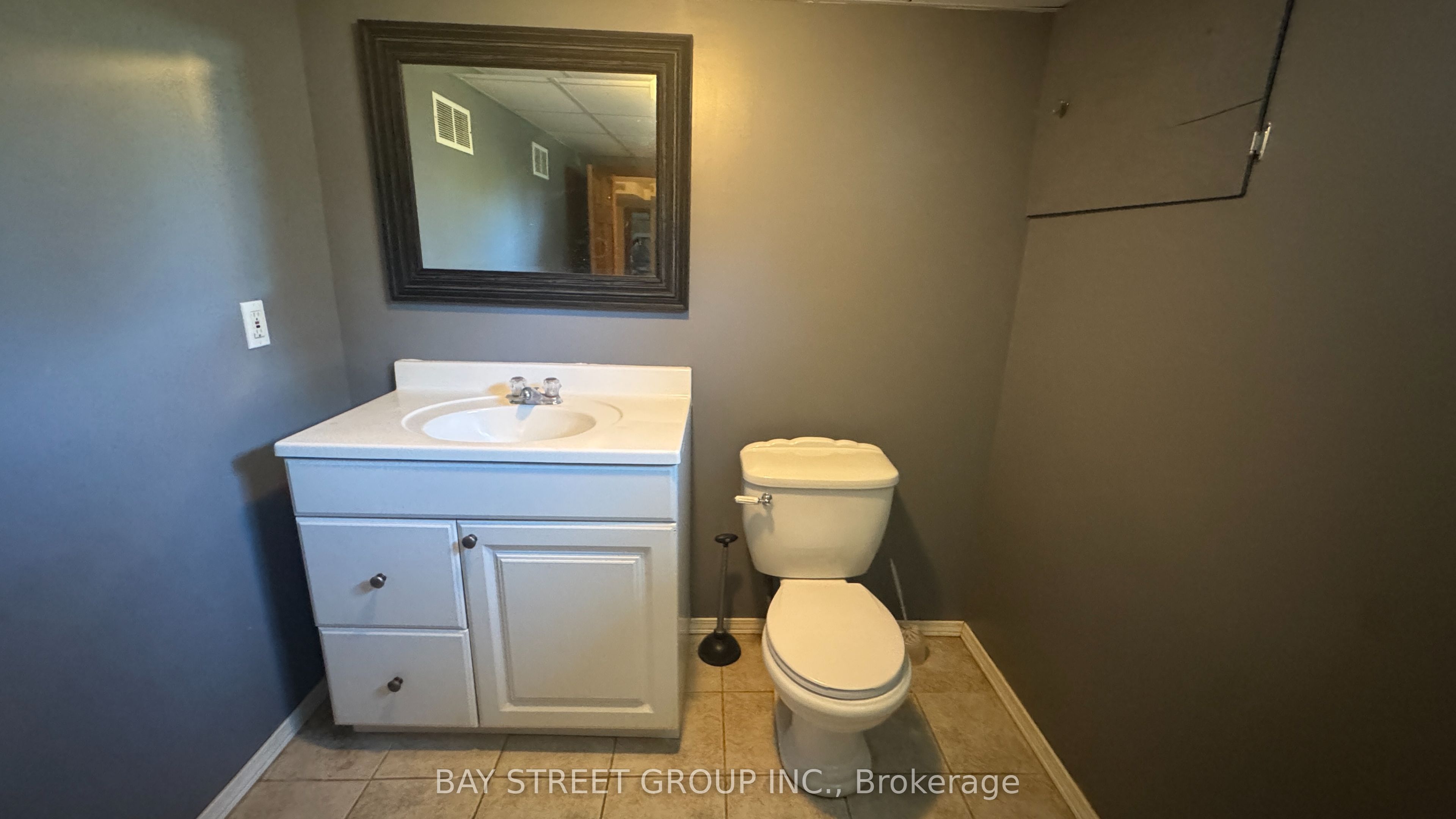 20 Windermere Road Property Photo 21