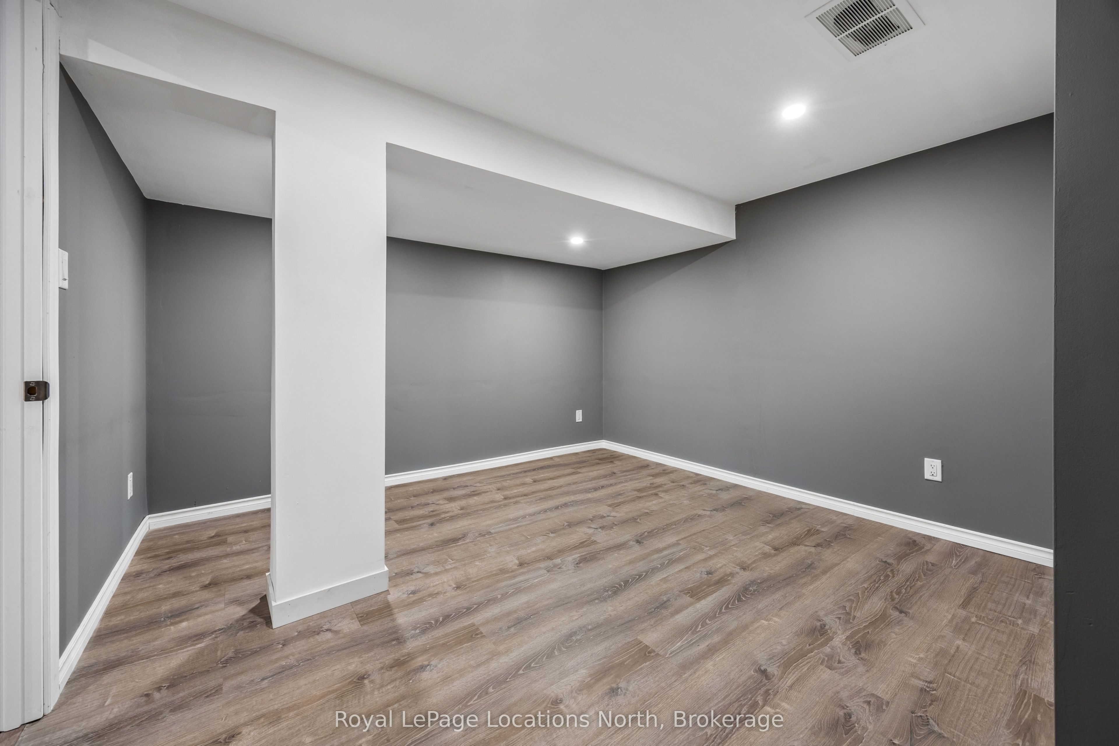 2 Mcdowell Street Property Photo 35