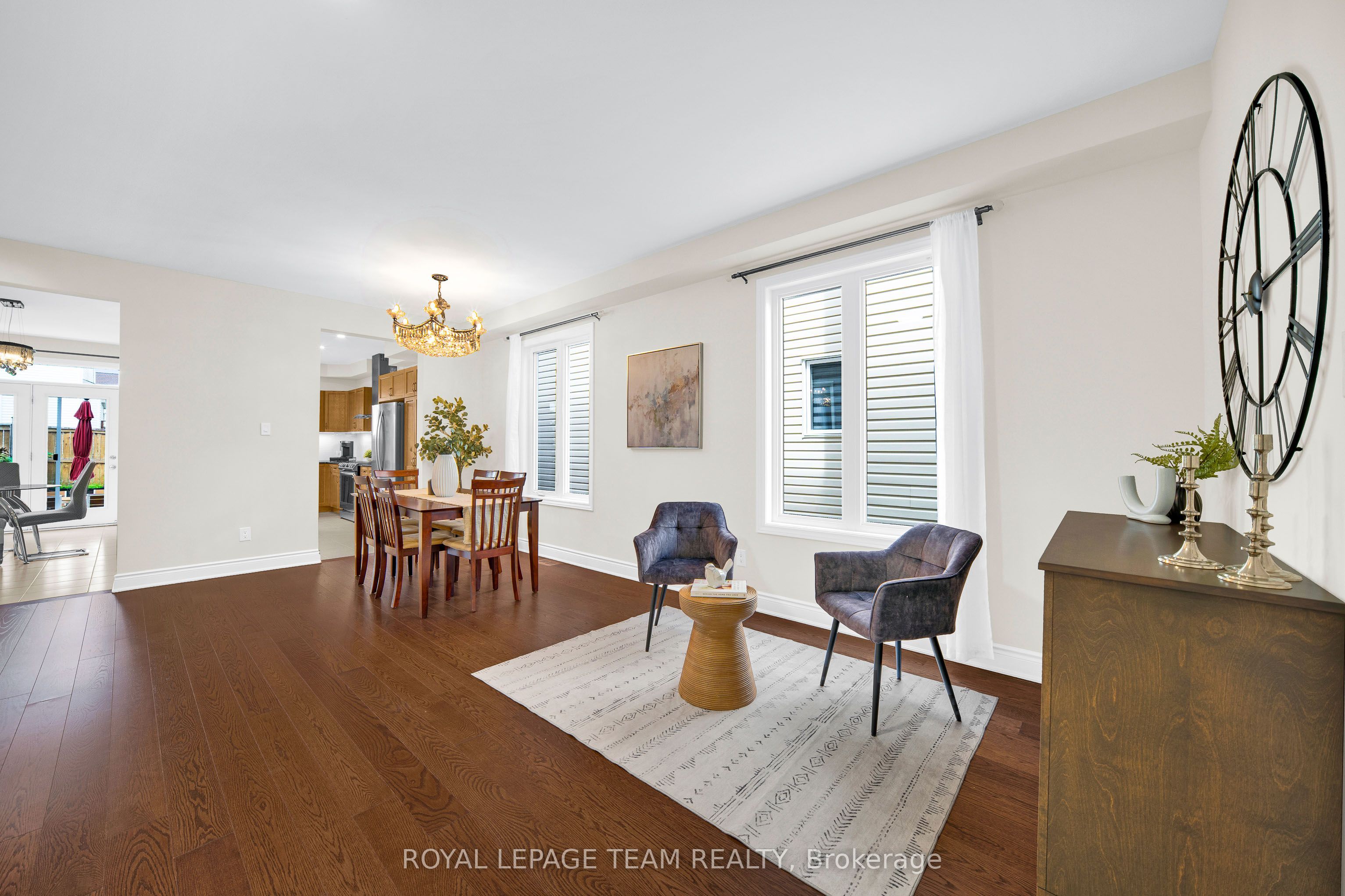 607 Parade Drive Property Photo 5