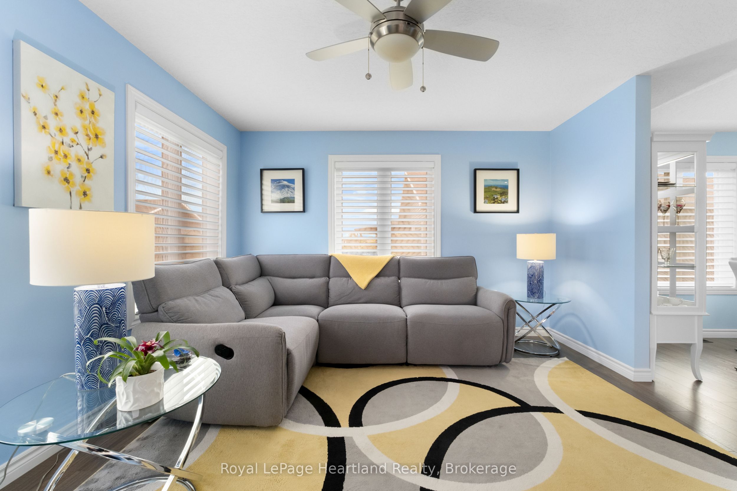 8 Windward Way N Property Photo 13