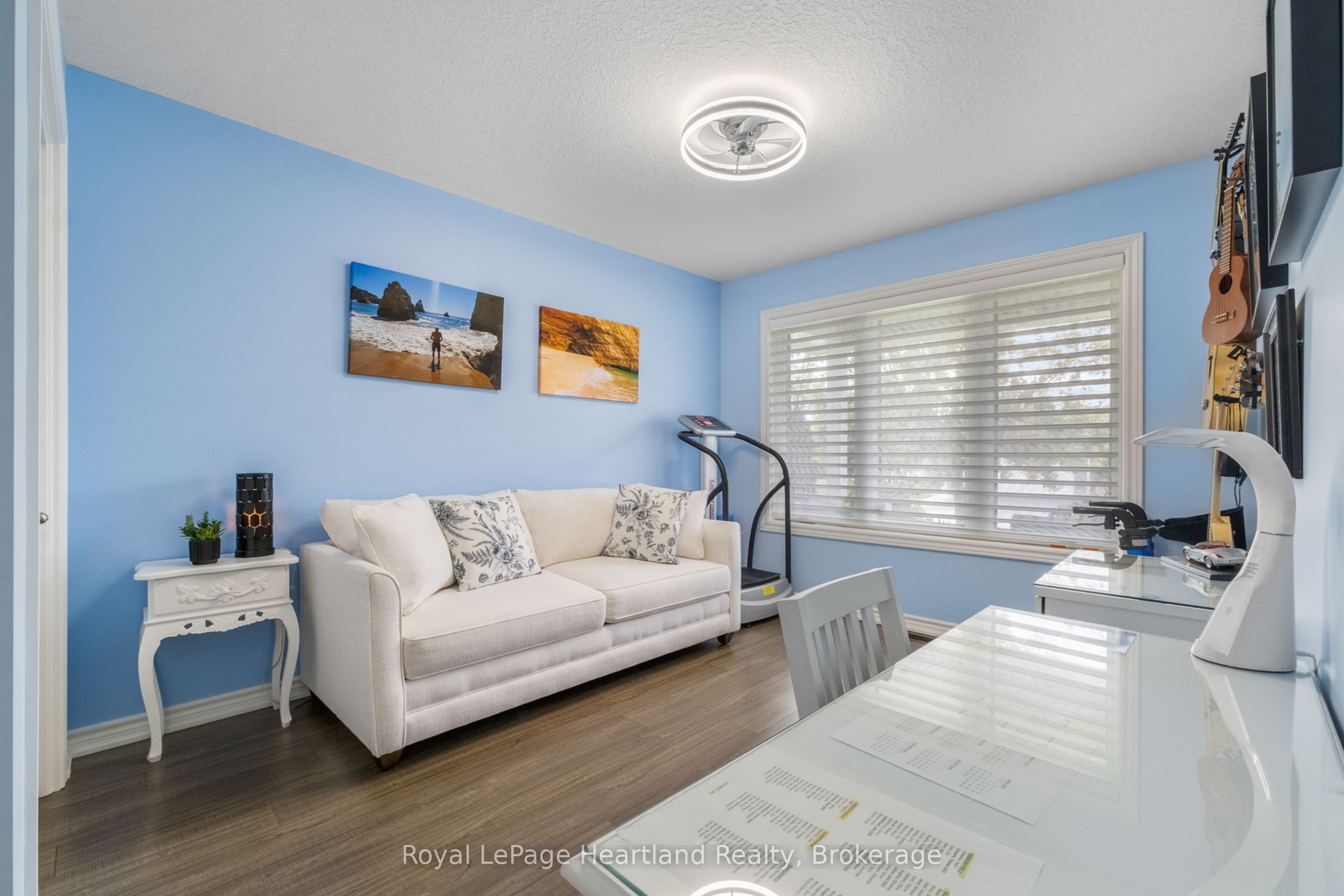 8 Windward Way N Property Photo 16