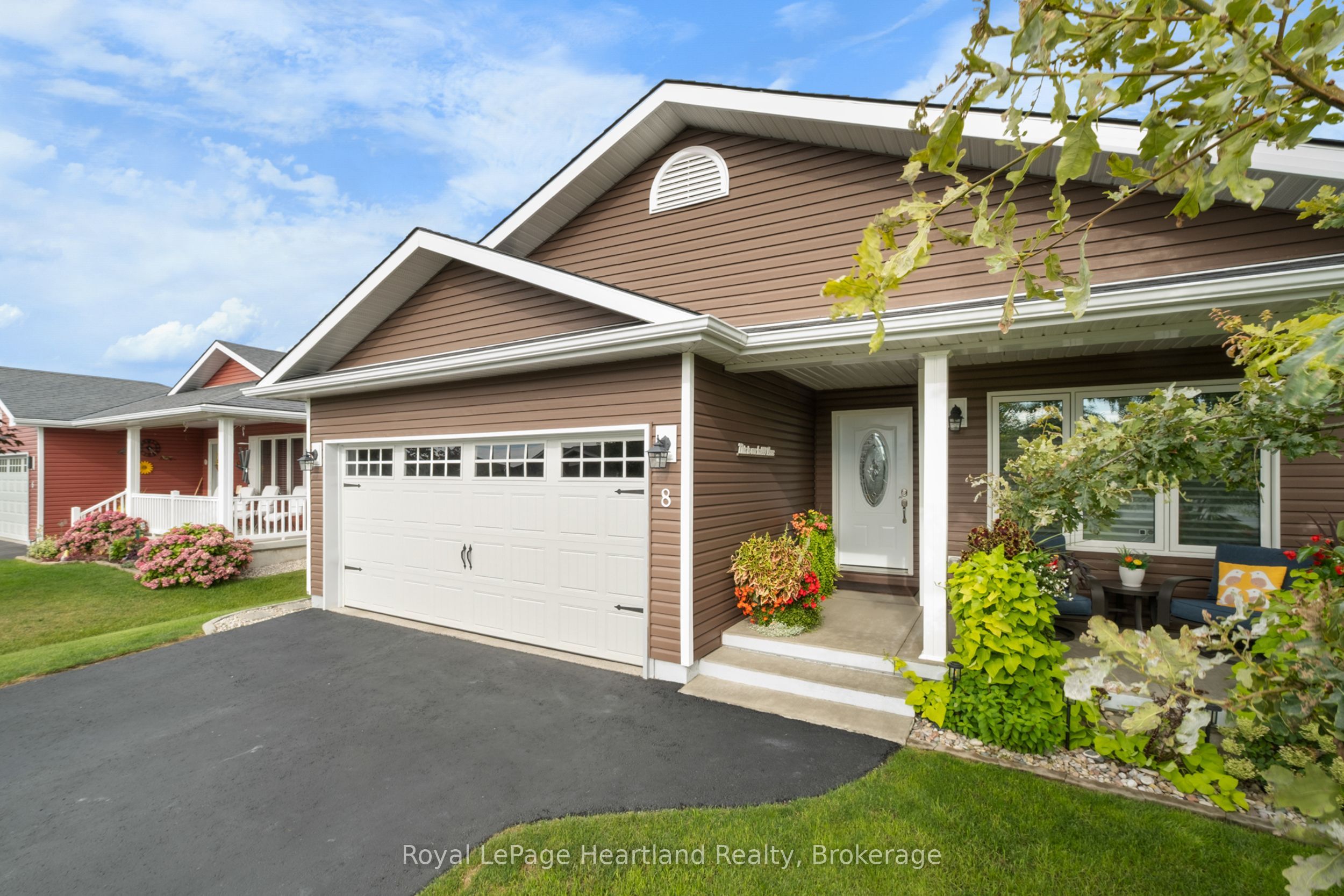 8 Windward Way N Property Photo 39