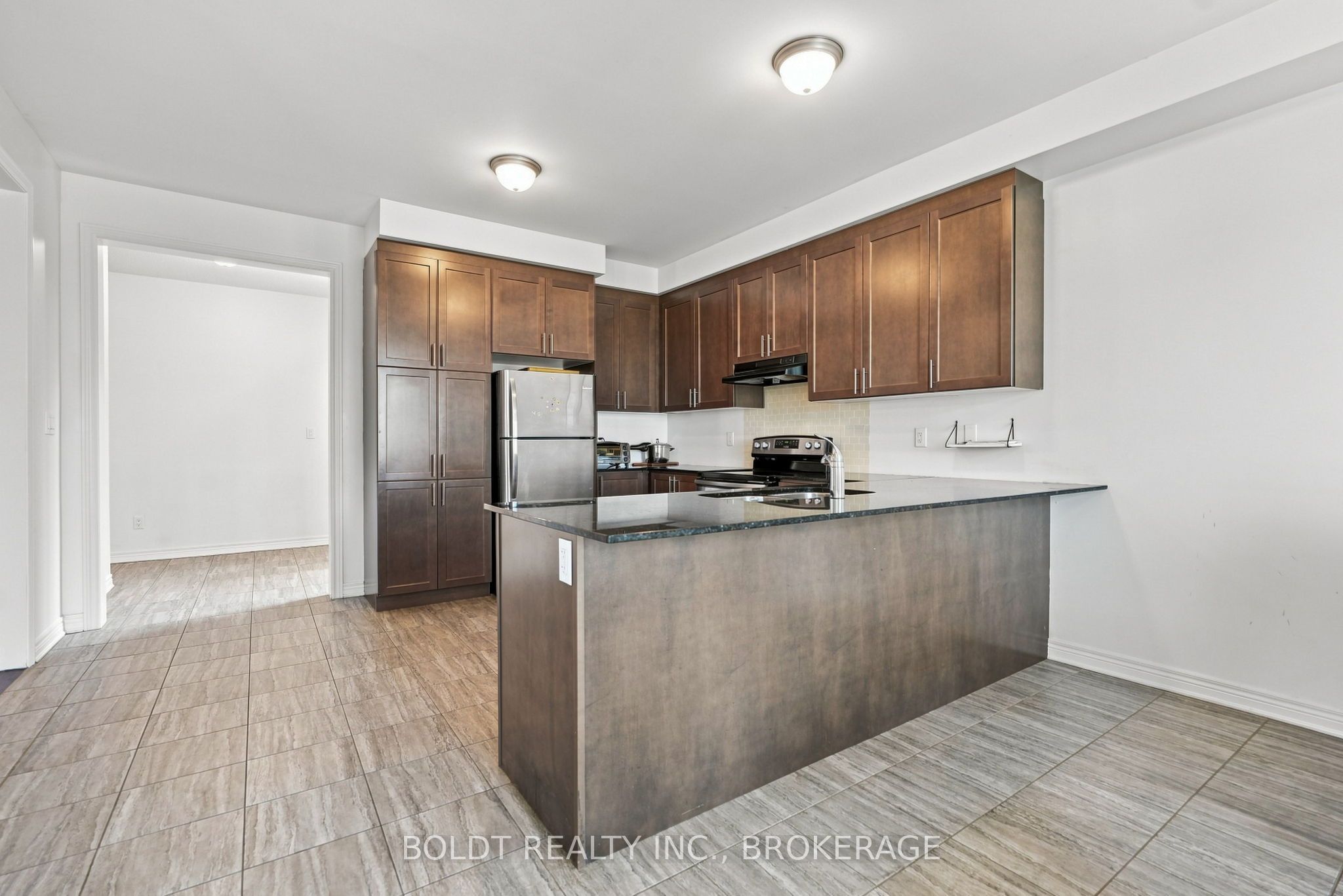 85 Homestead Way Property Photo 12