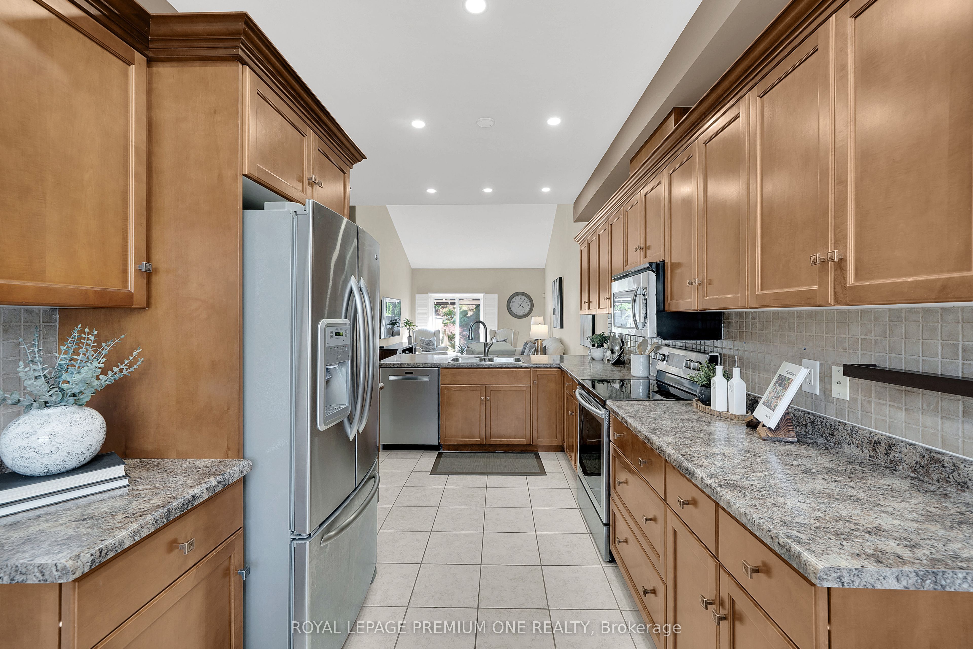 44 Conrad Place Property Photo 8