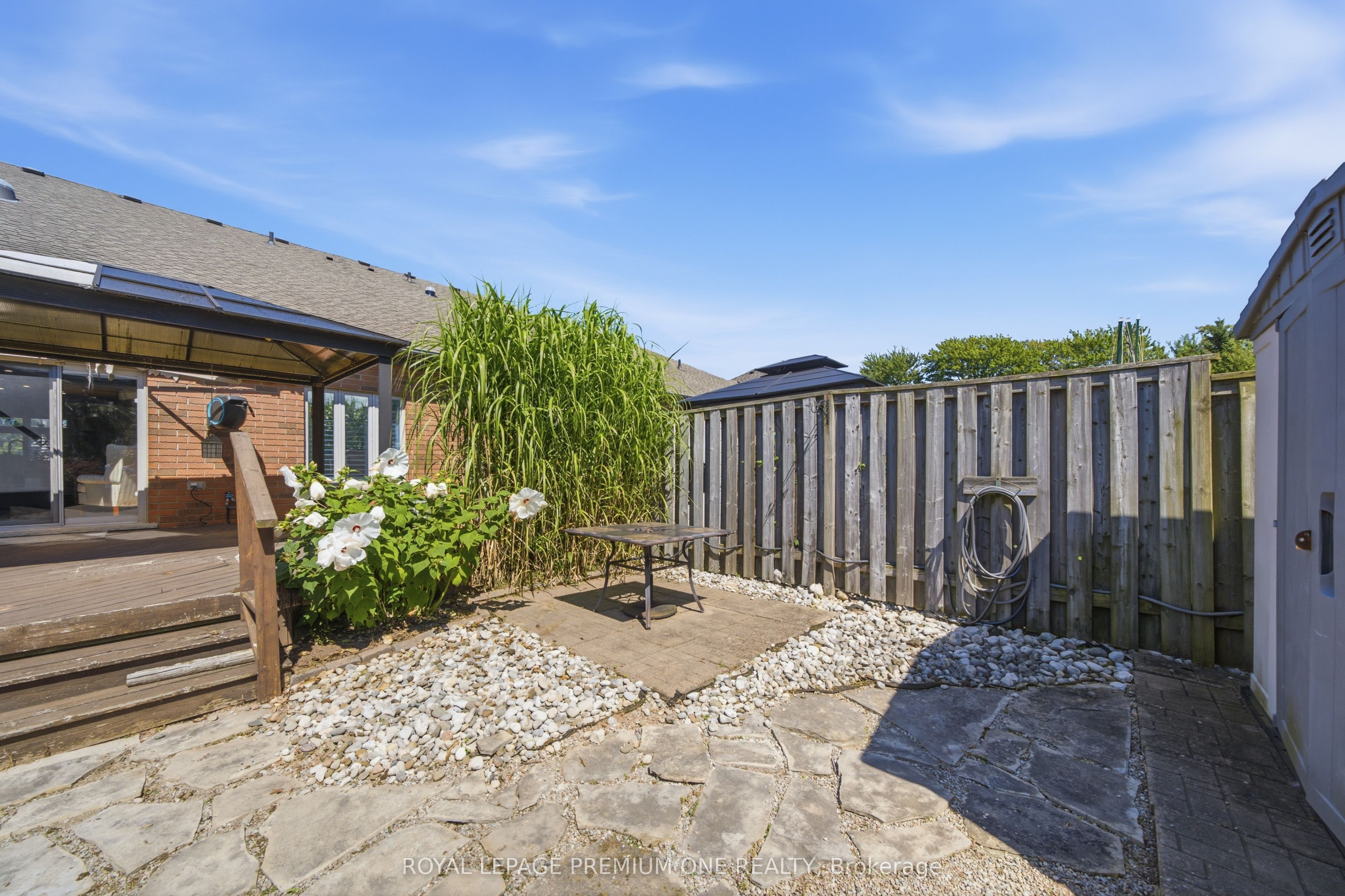 44 Conrad Place Property Photo 33