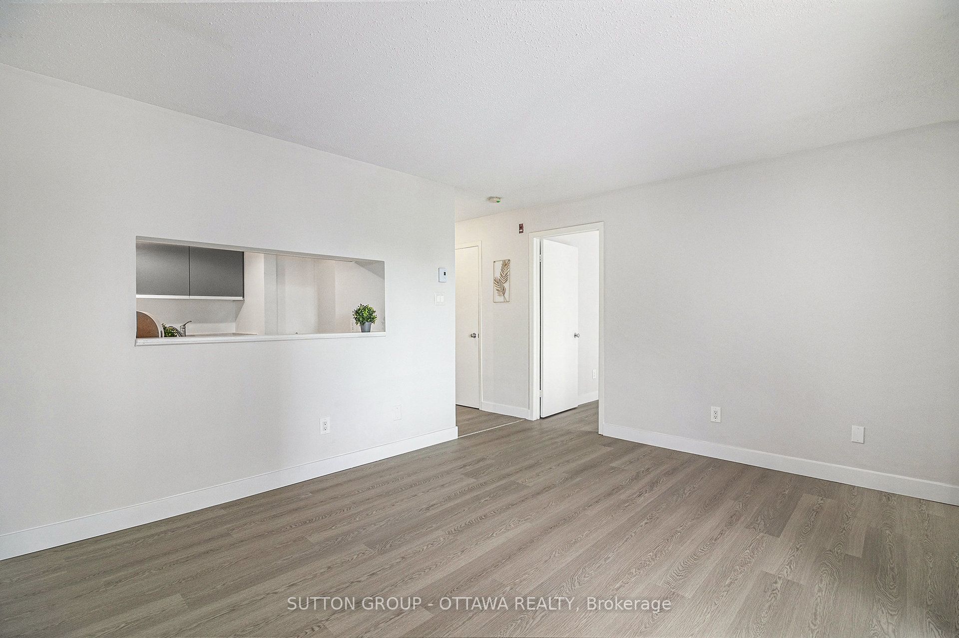 270 Brittany Drive 314 Property Photo 18