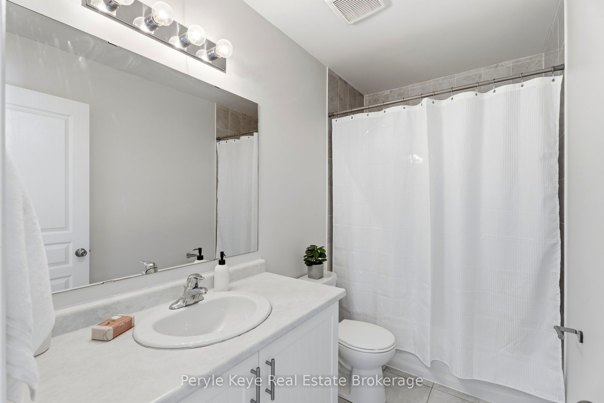 81 Douglas Drive Property Photo 38