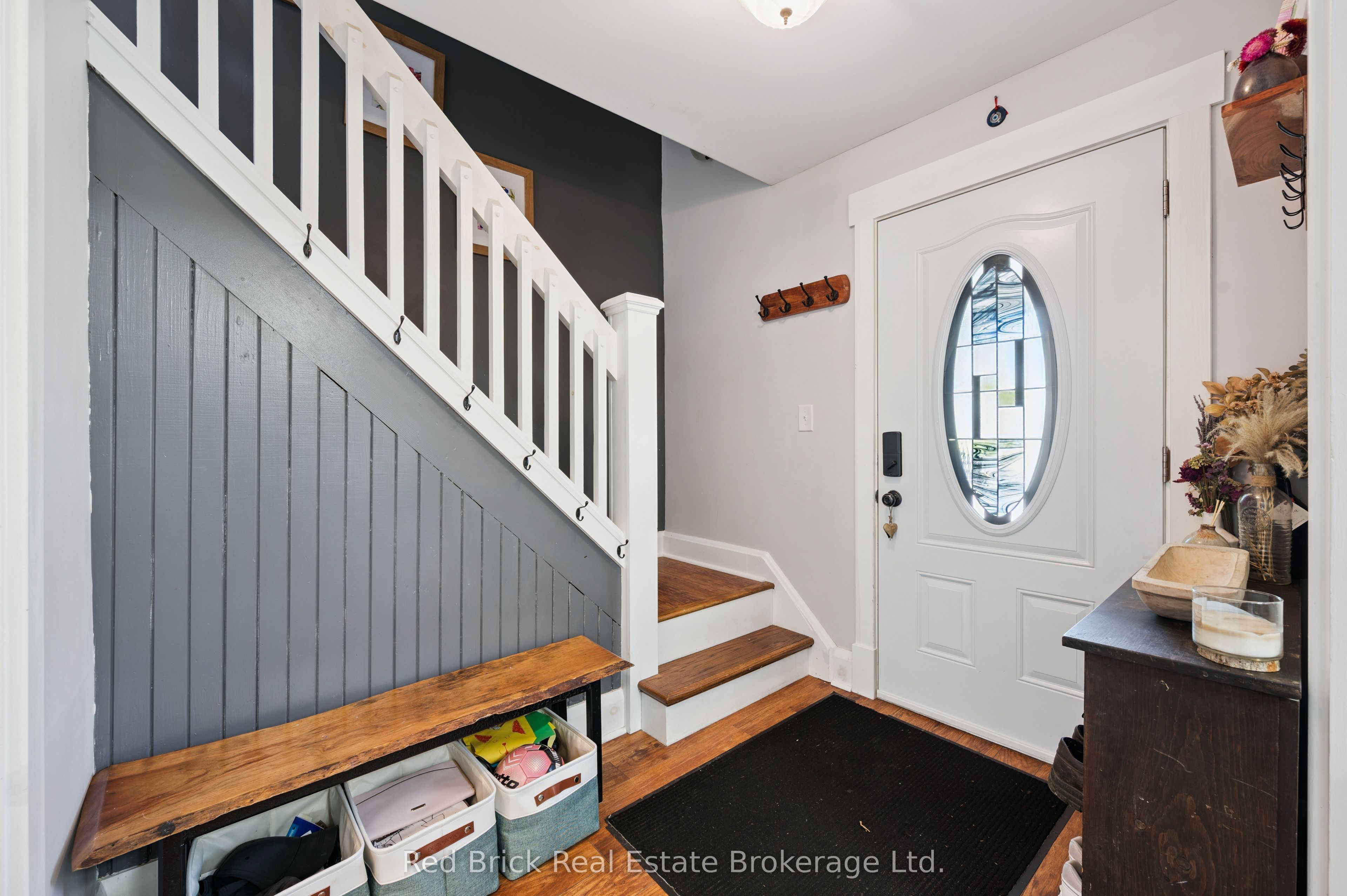 324 Waterloo Avenue Property Photo 5