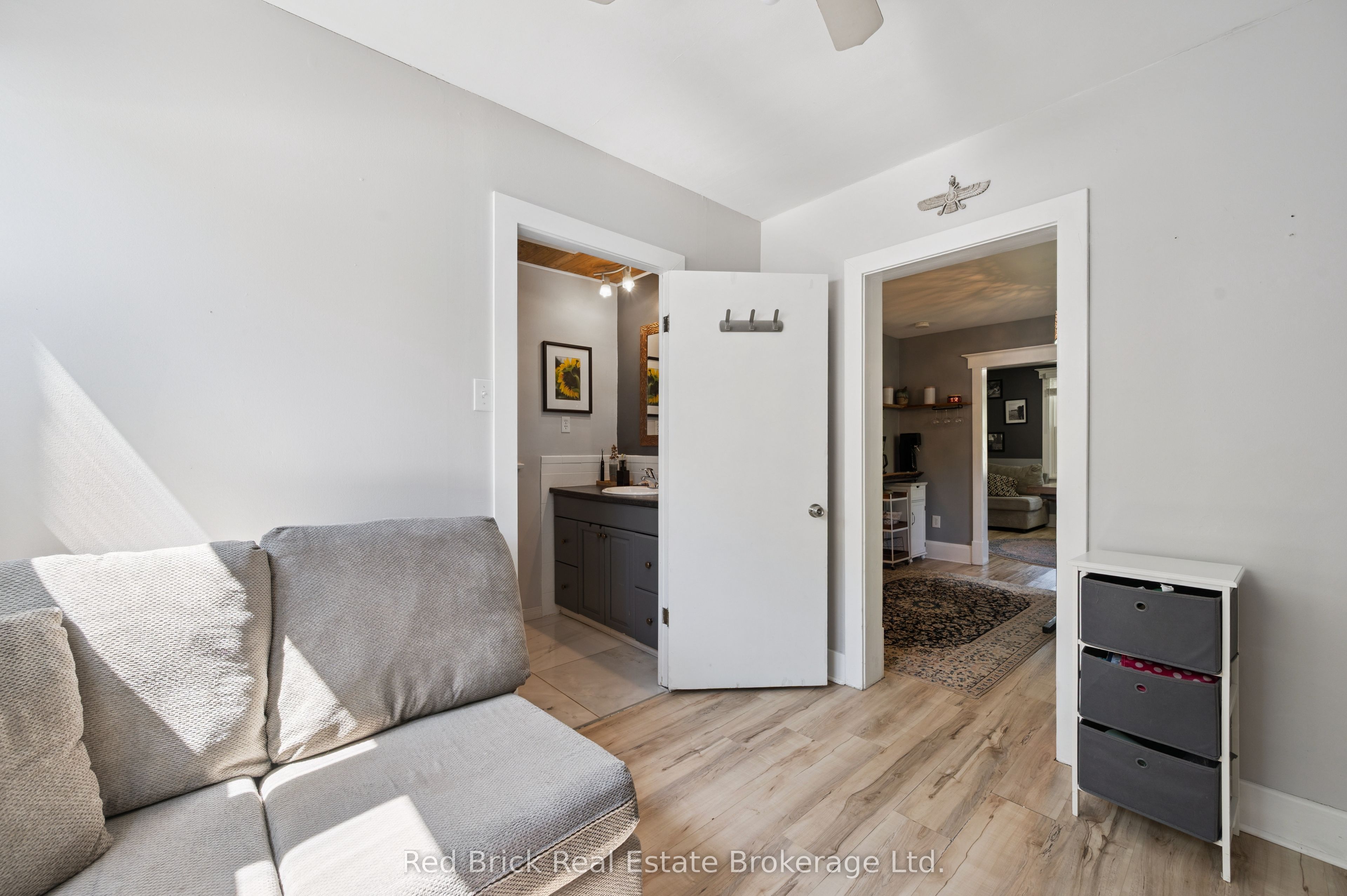324 Waterloo Avenue Property Photo 16