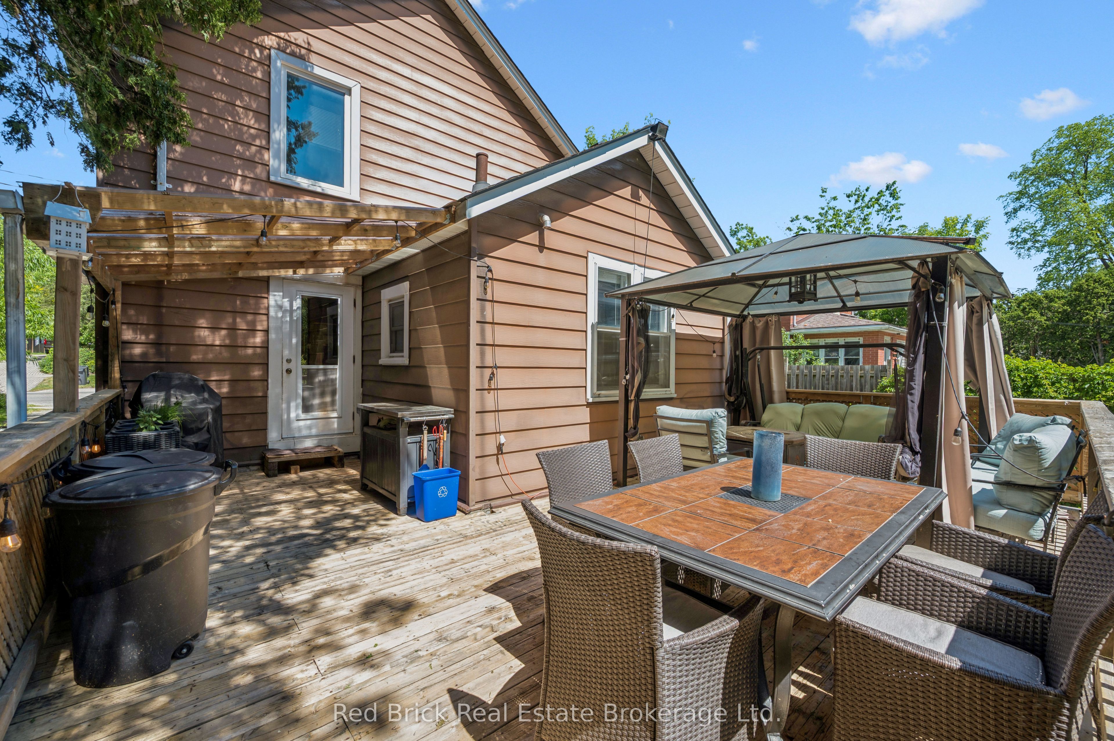 324 Waterloo Avenue Property Photo 23