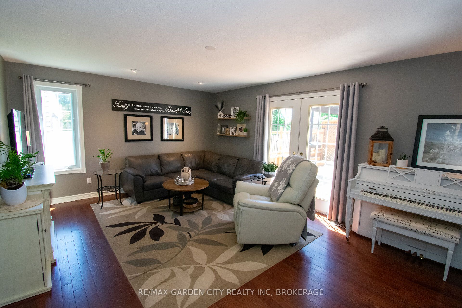 11641 Highway 3 Property Photo 6