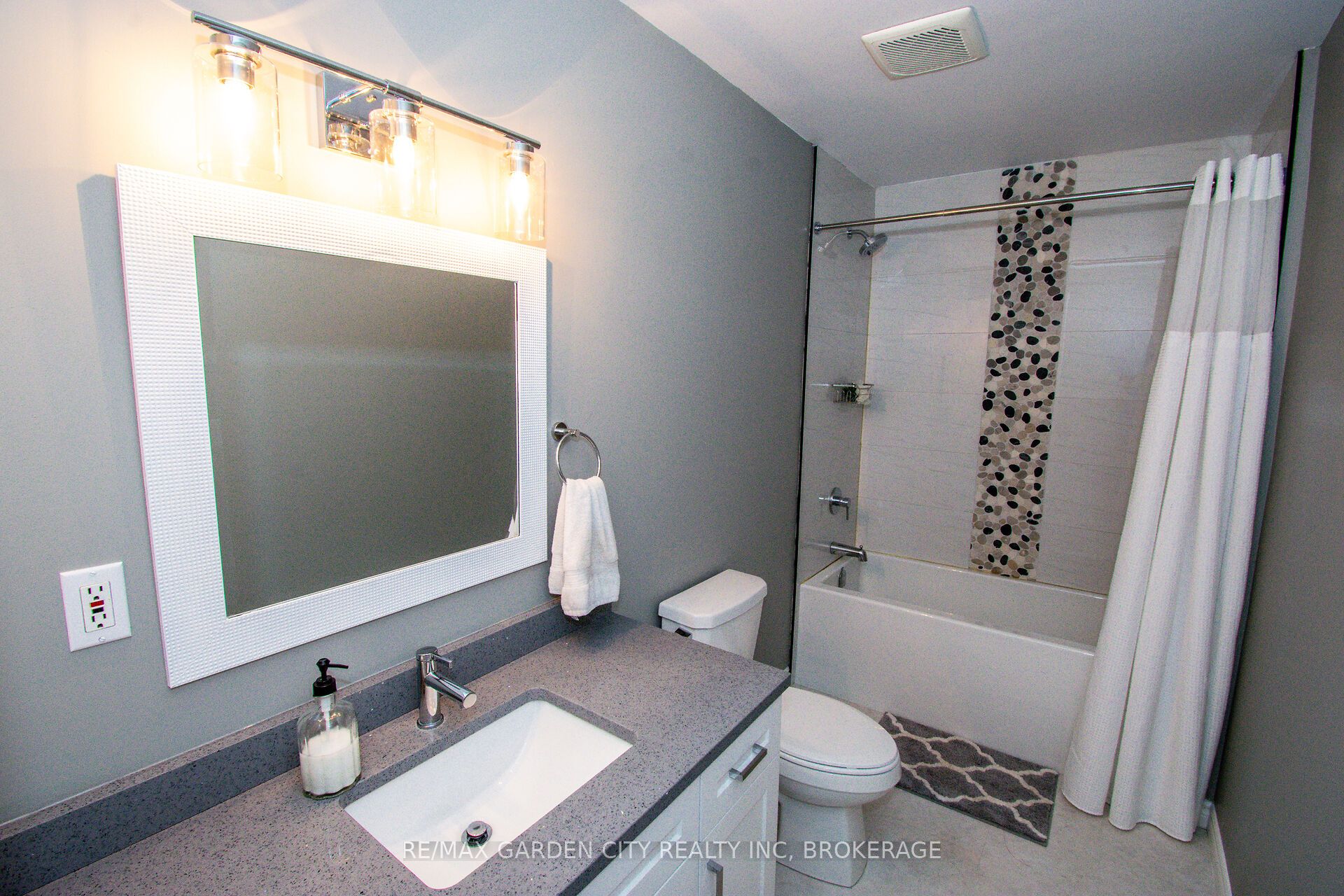 11641 Highway 3 Property Photo 24