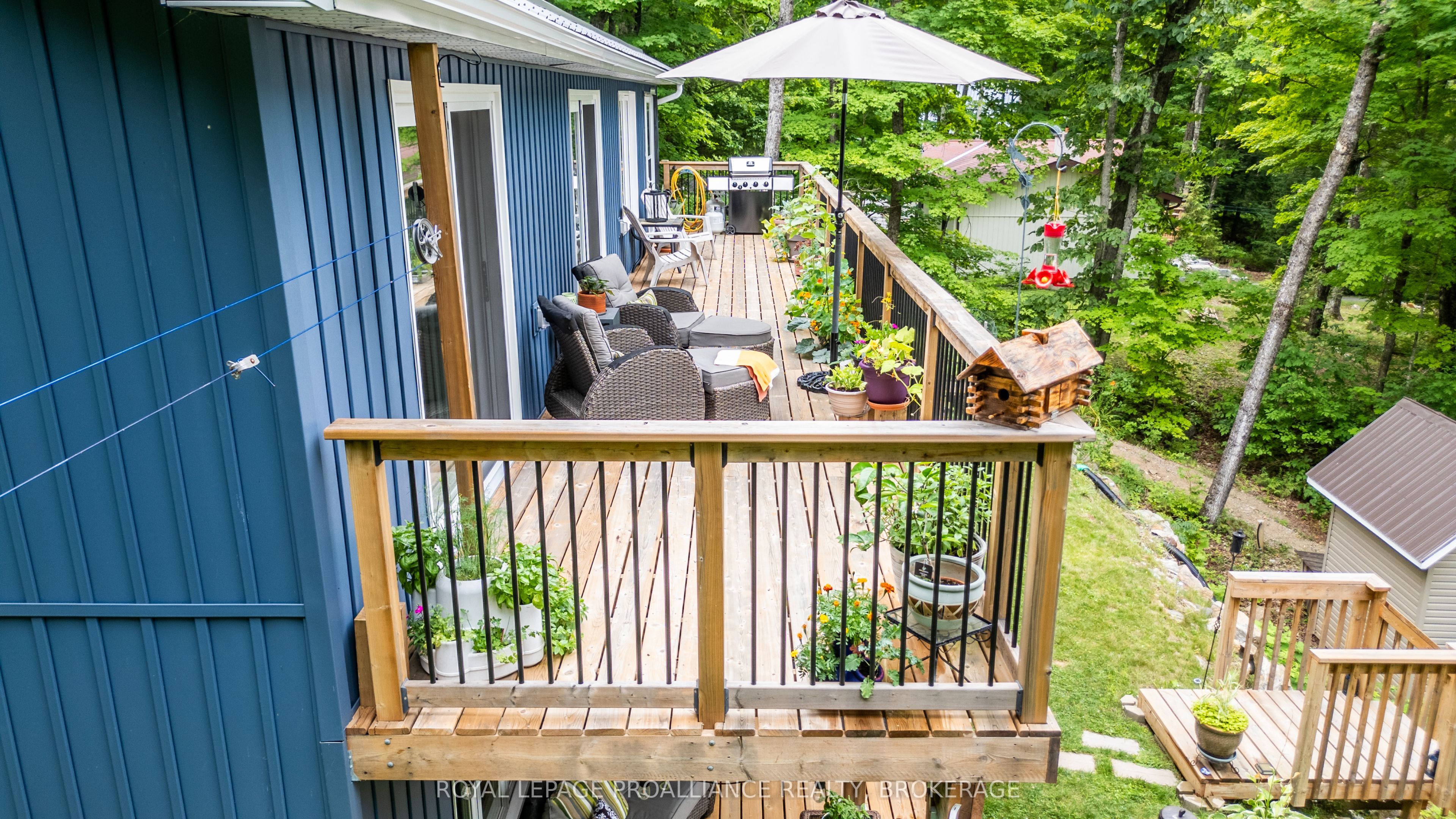 1099 Almost Lane Property Photo 11