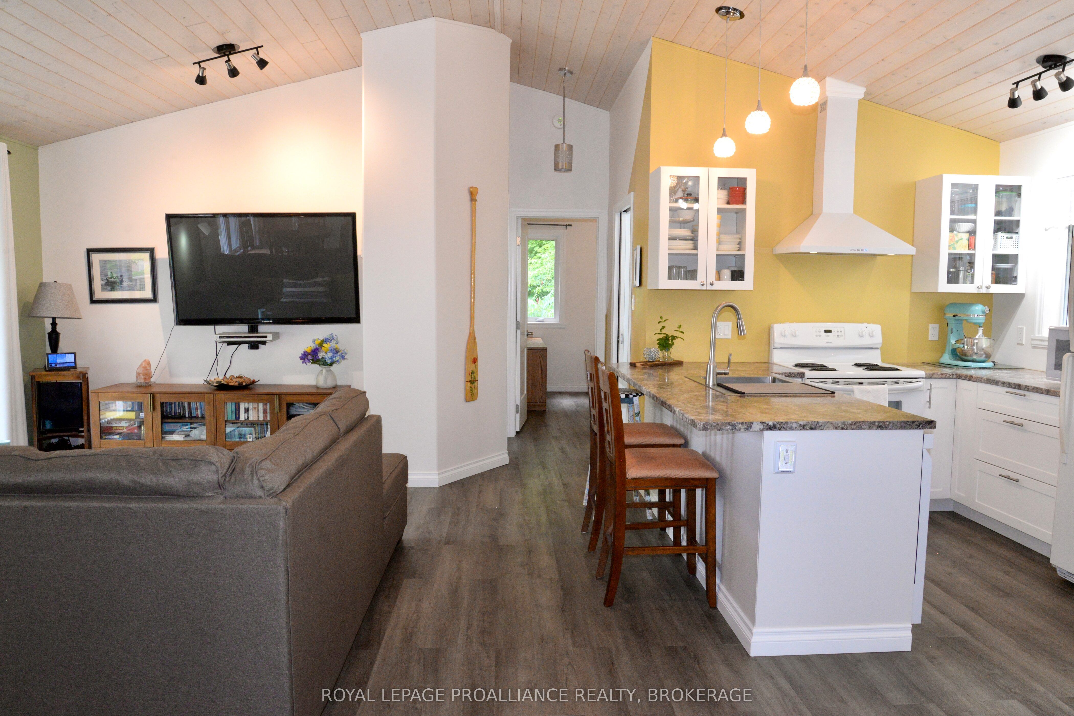 1099 Almost Lane Property Photo 19