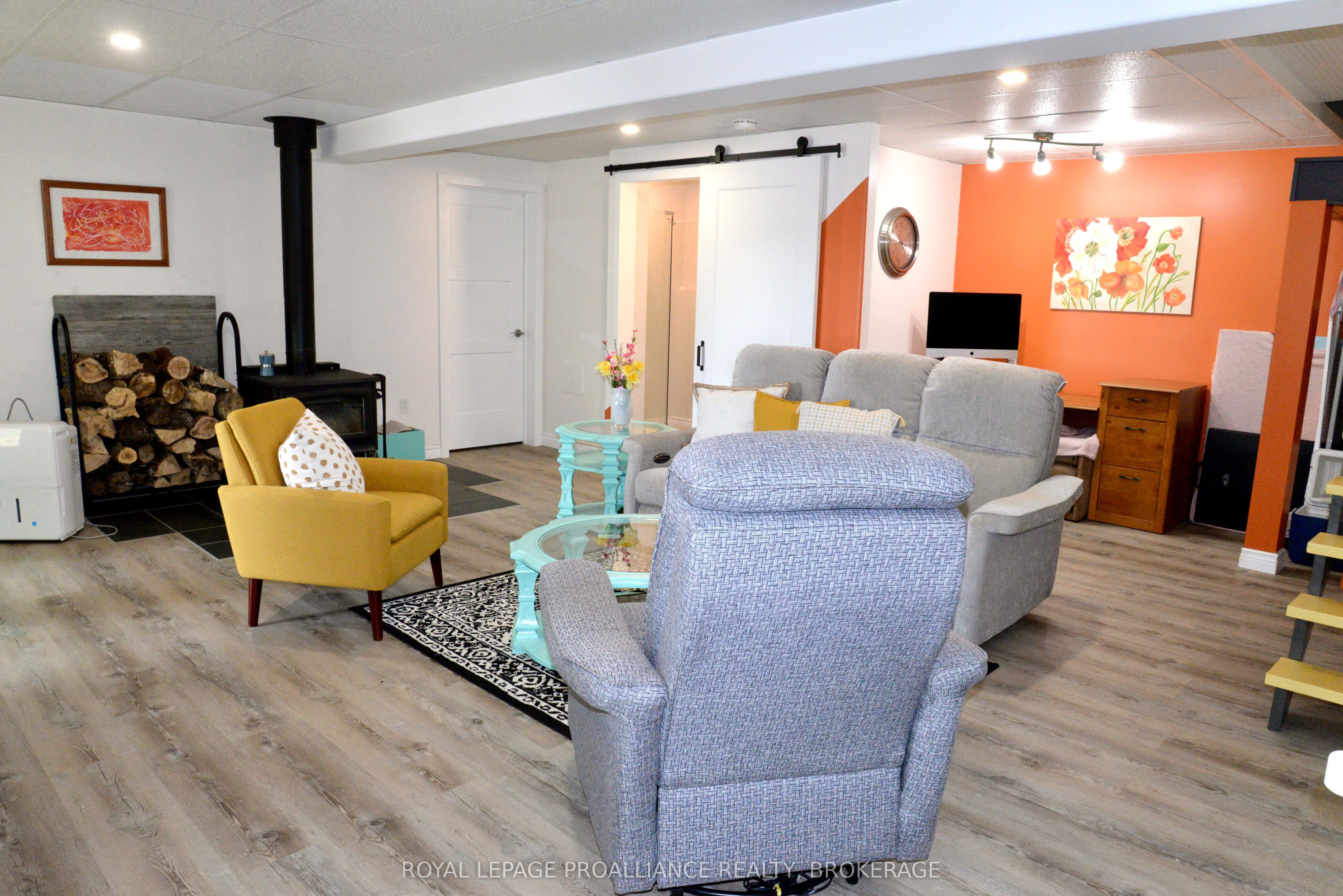 1099 Almost Lane Property Photo 33