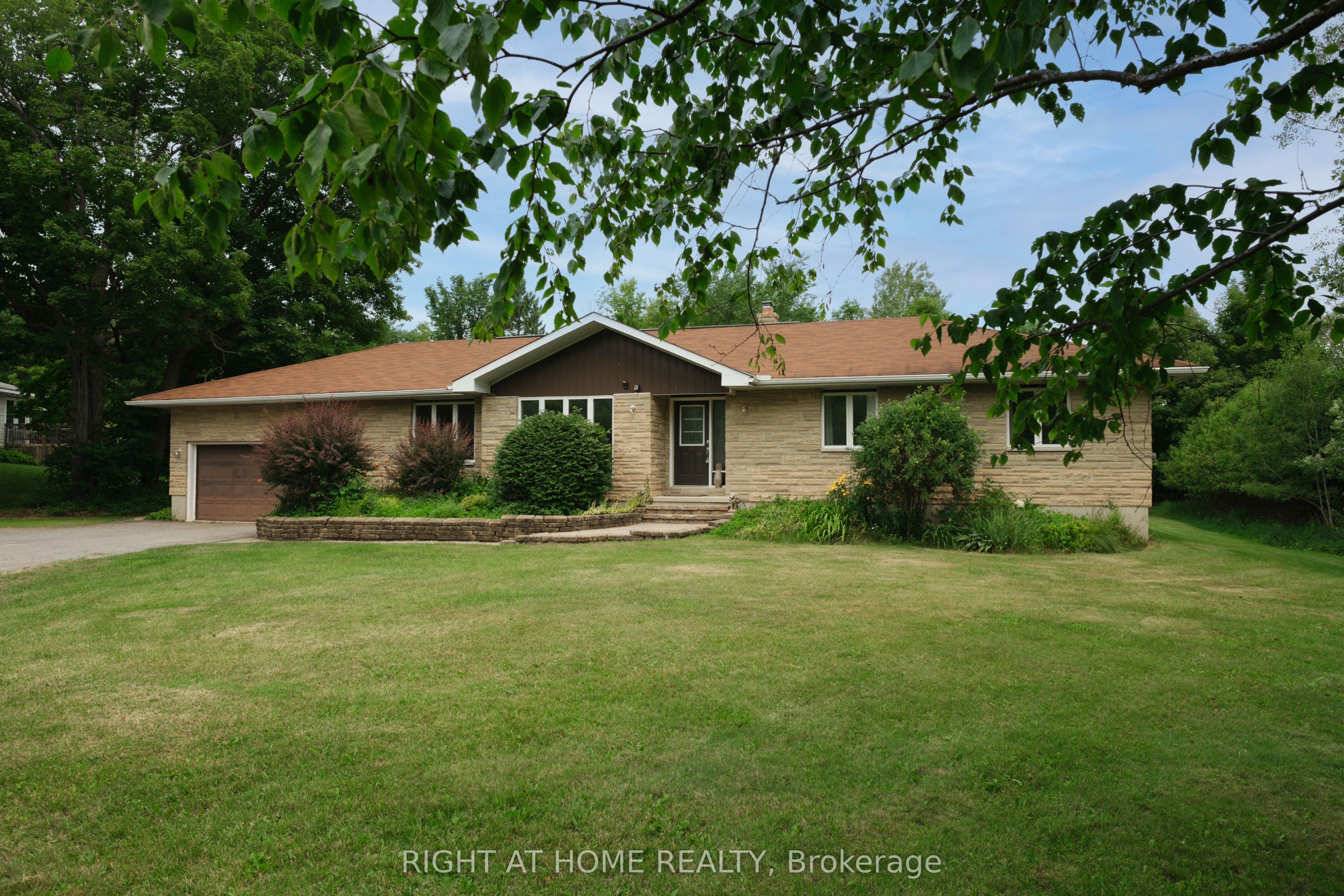 306 Lynx Hollow Drive