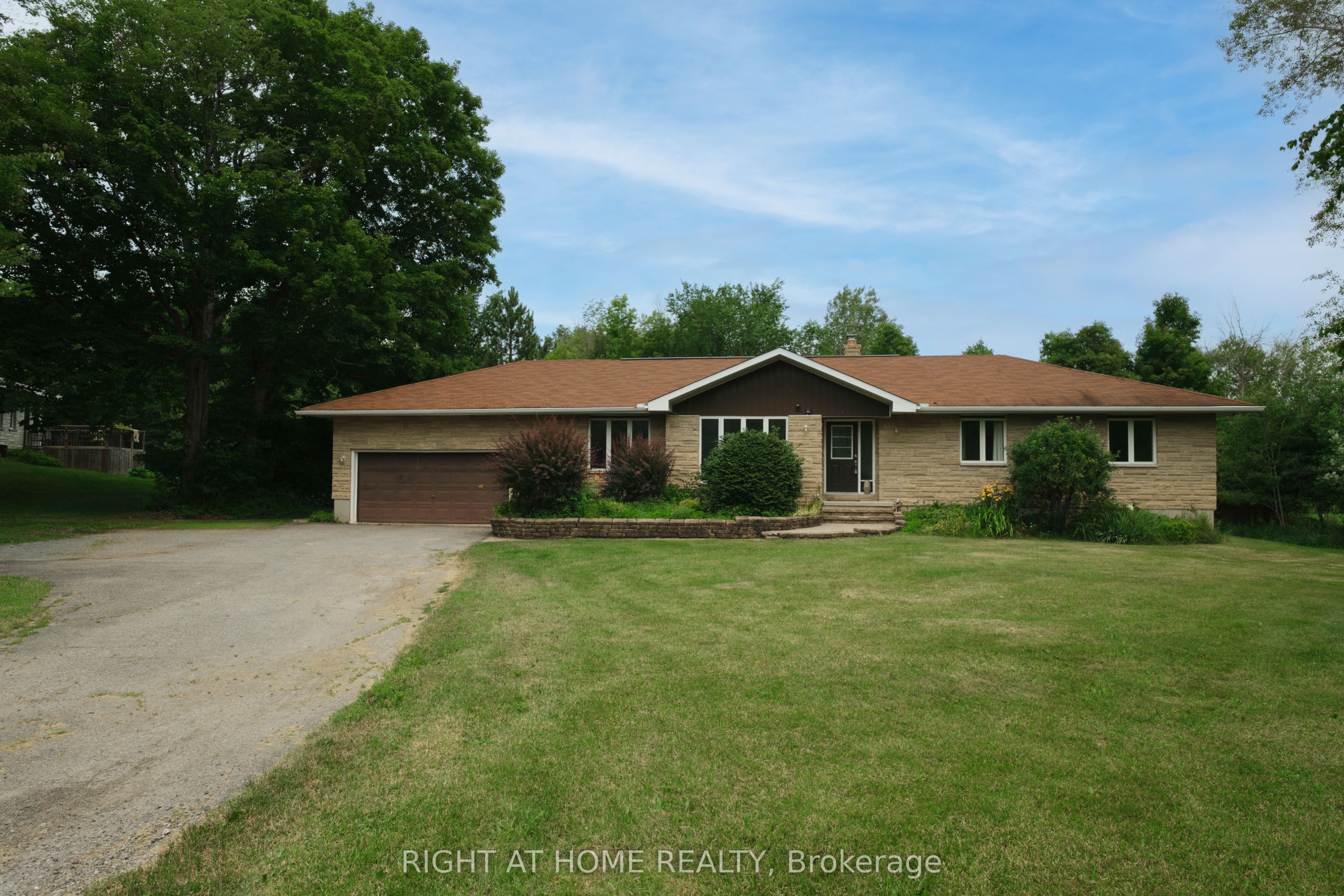 306 Lynx Hollow Drive Property Photo 1