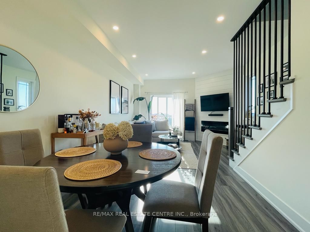 49 Edenrock Drive Property Photo 8