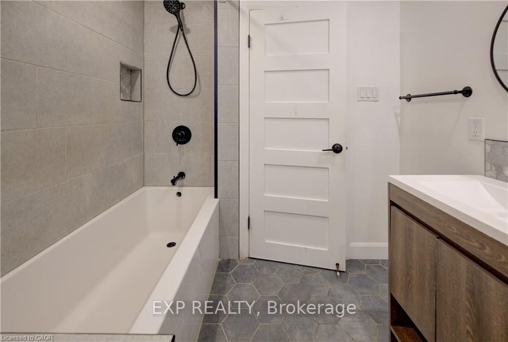 244 Royal Street Property Photo 33