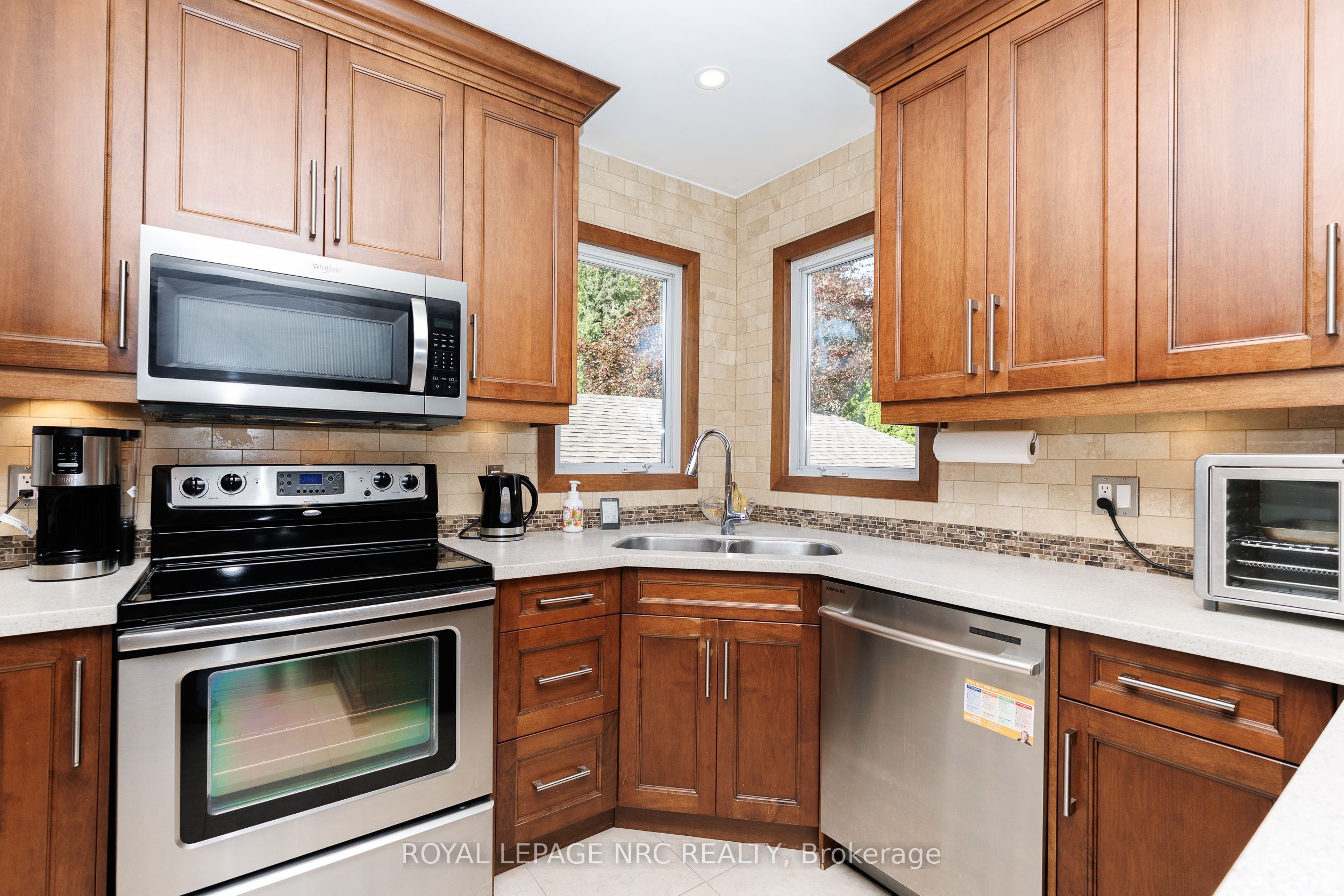 7 Philpark Road Property Photo 8