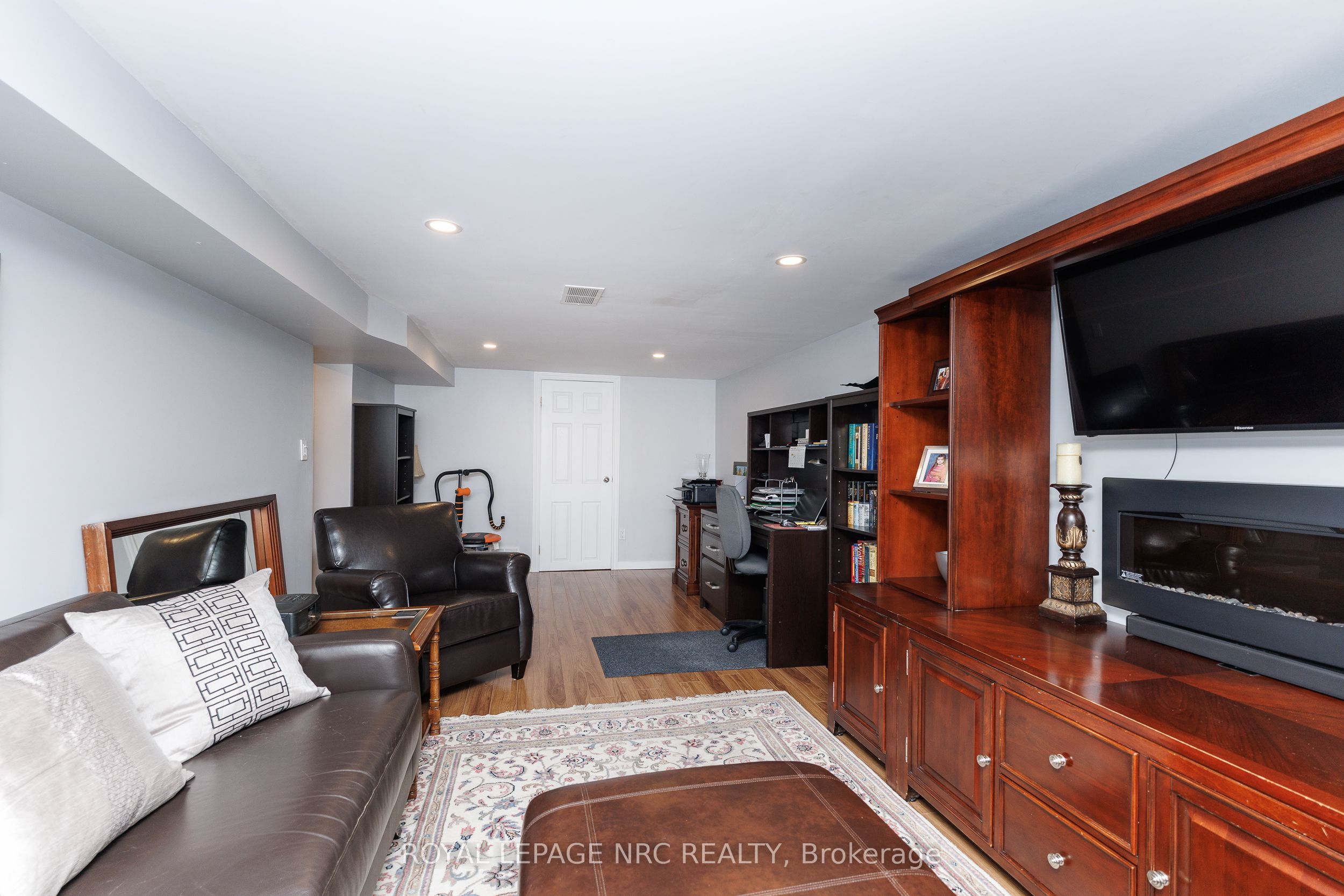 7 Philpark Road Property Photo 23