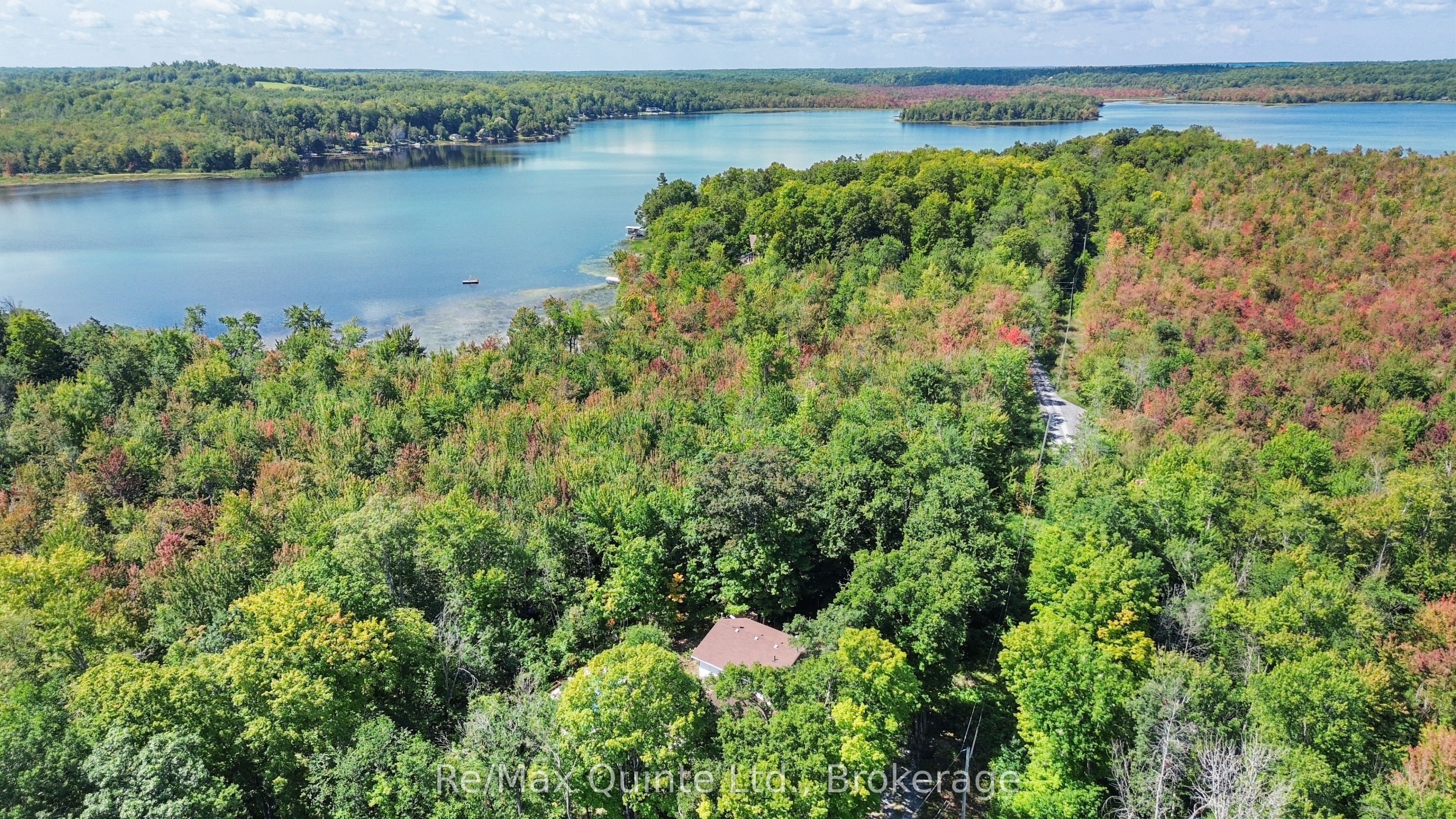 49 North Shore Lane Property Photo 6