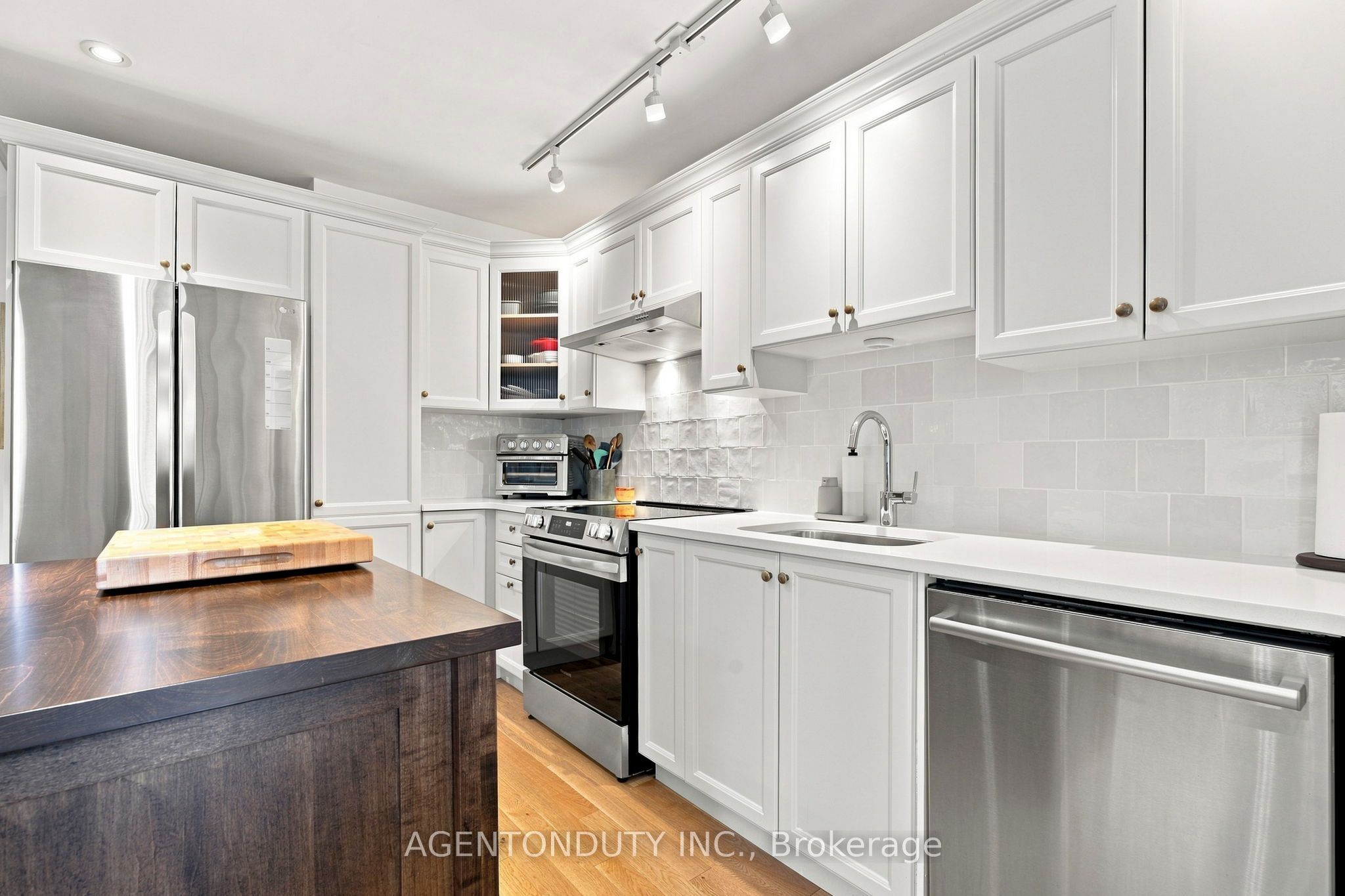 127 Peter Street Property Photo 15