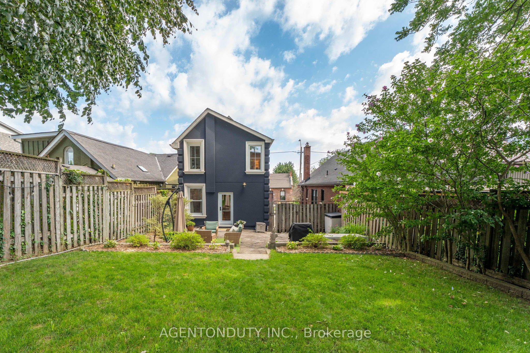 127 Peter Street Property Photo 43