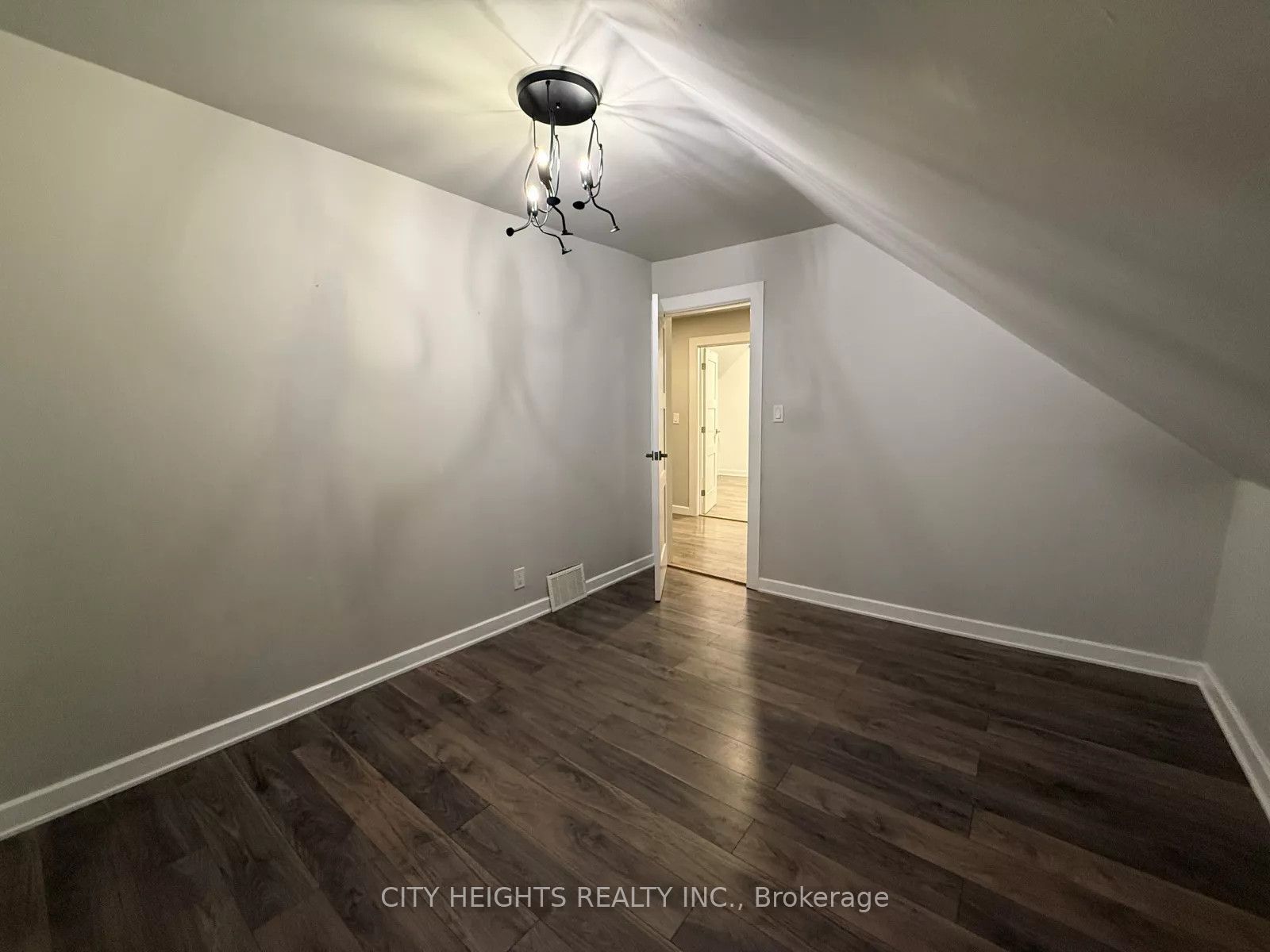 22 Harvey Street Property Photo 5