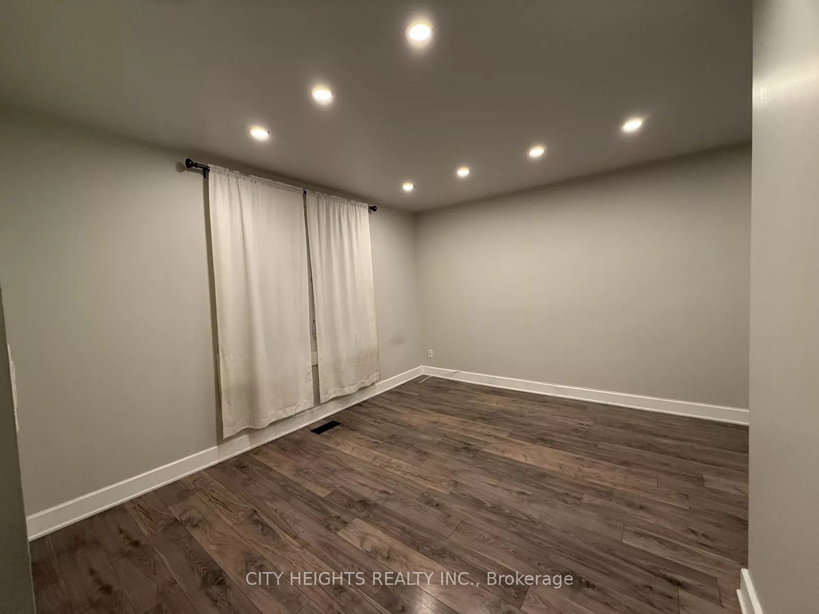 22 Harvey Street Property Photo 10